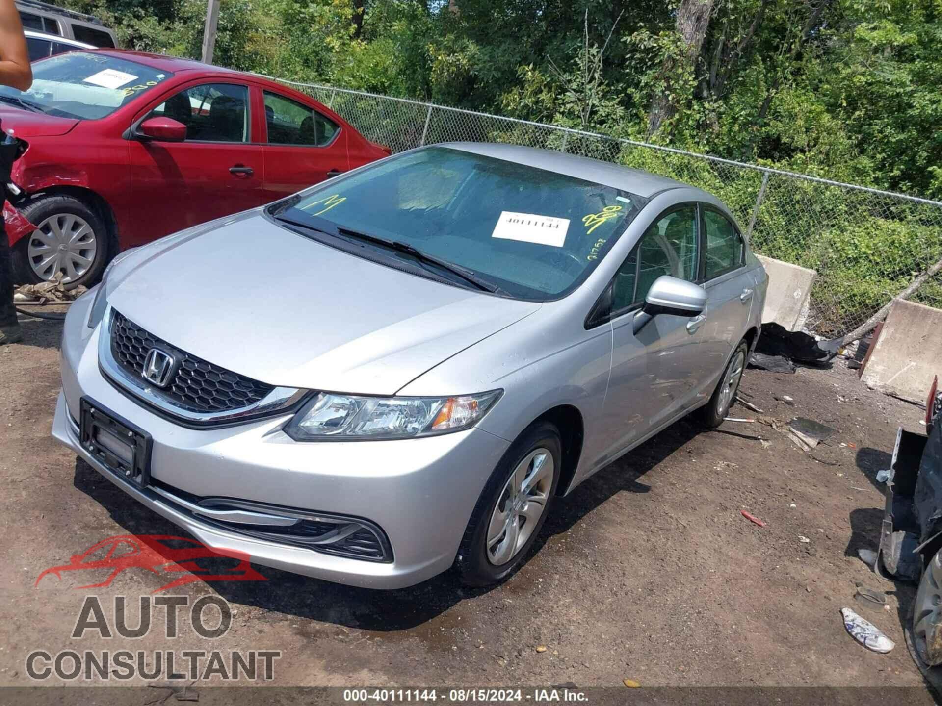 HONDA CIVIC 2015 - 2HGFB2F57FH566150