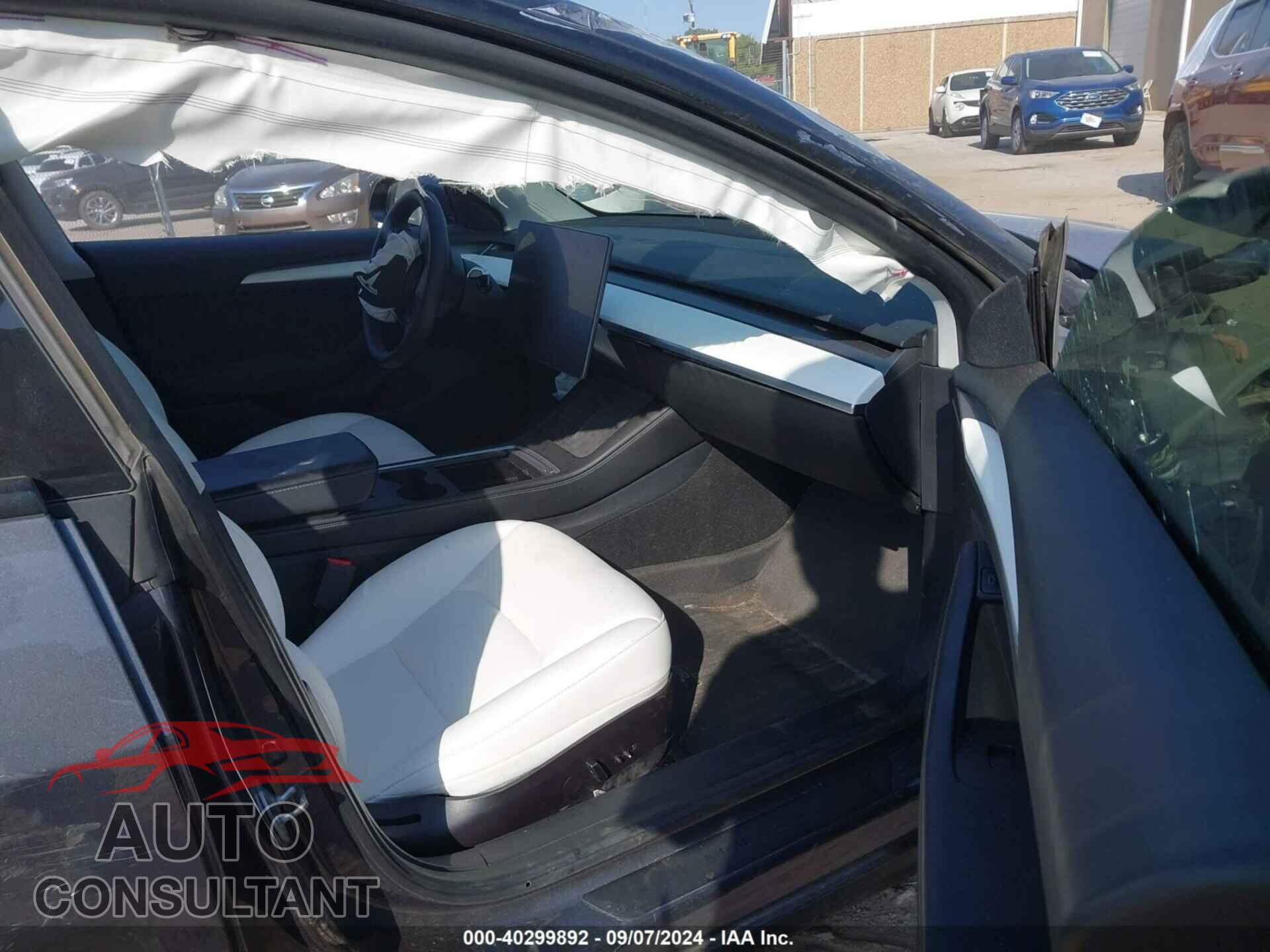 TESLA MODEL 3 2021 - 5YJ3E1EA3MF978246