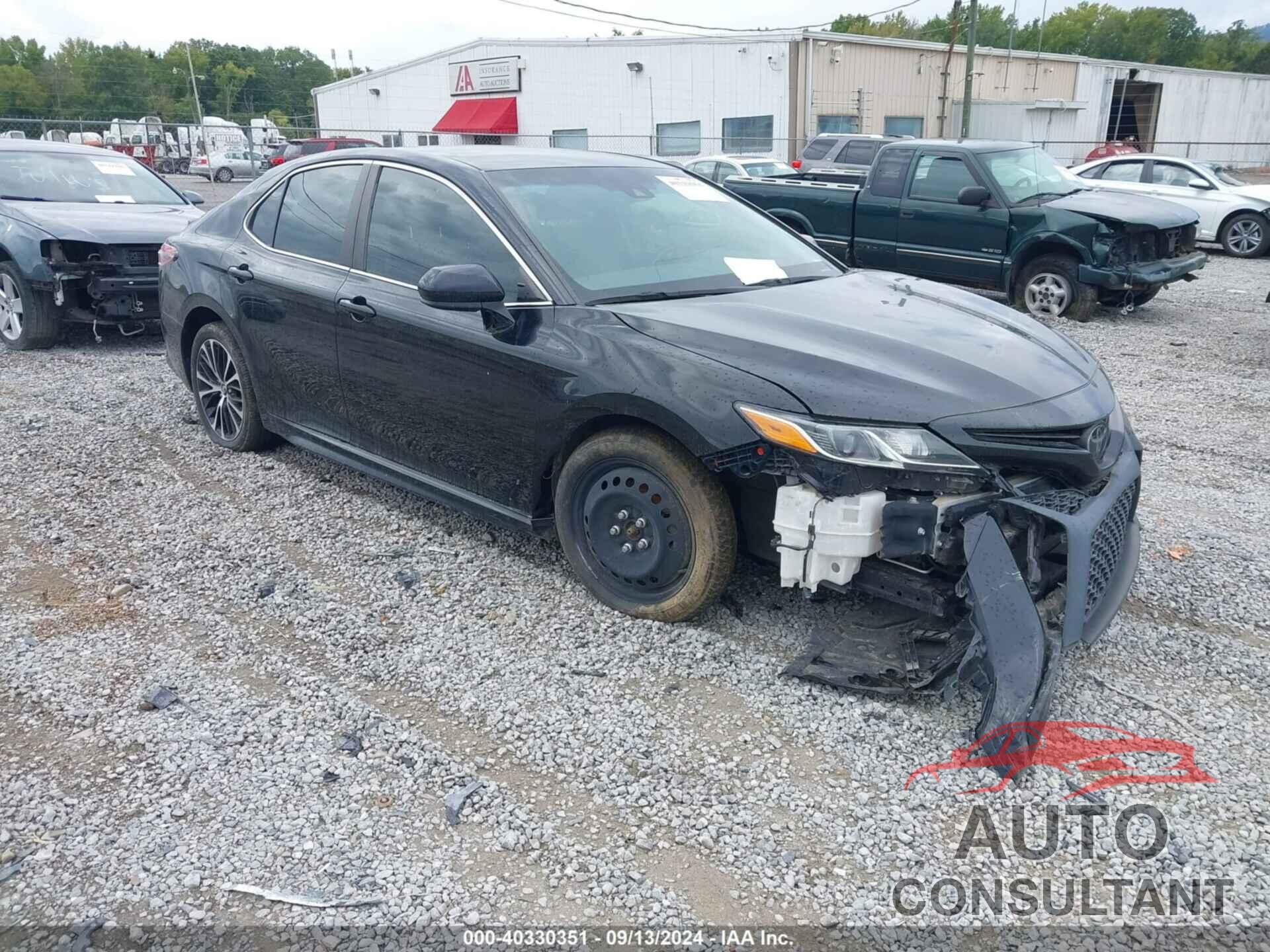 TOYOTA CAMRY 2018 - 4T1B11HK6JU604448