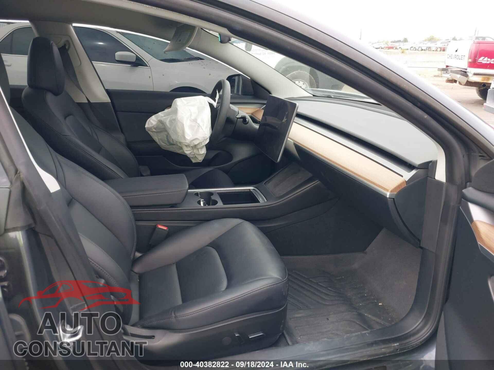 TESLA MODEL 3 2023 - 5YJ3E1EA2PF704752