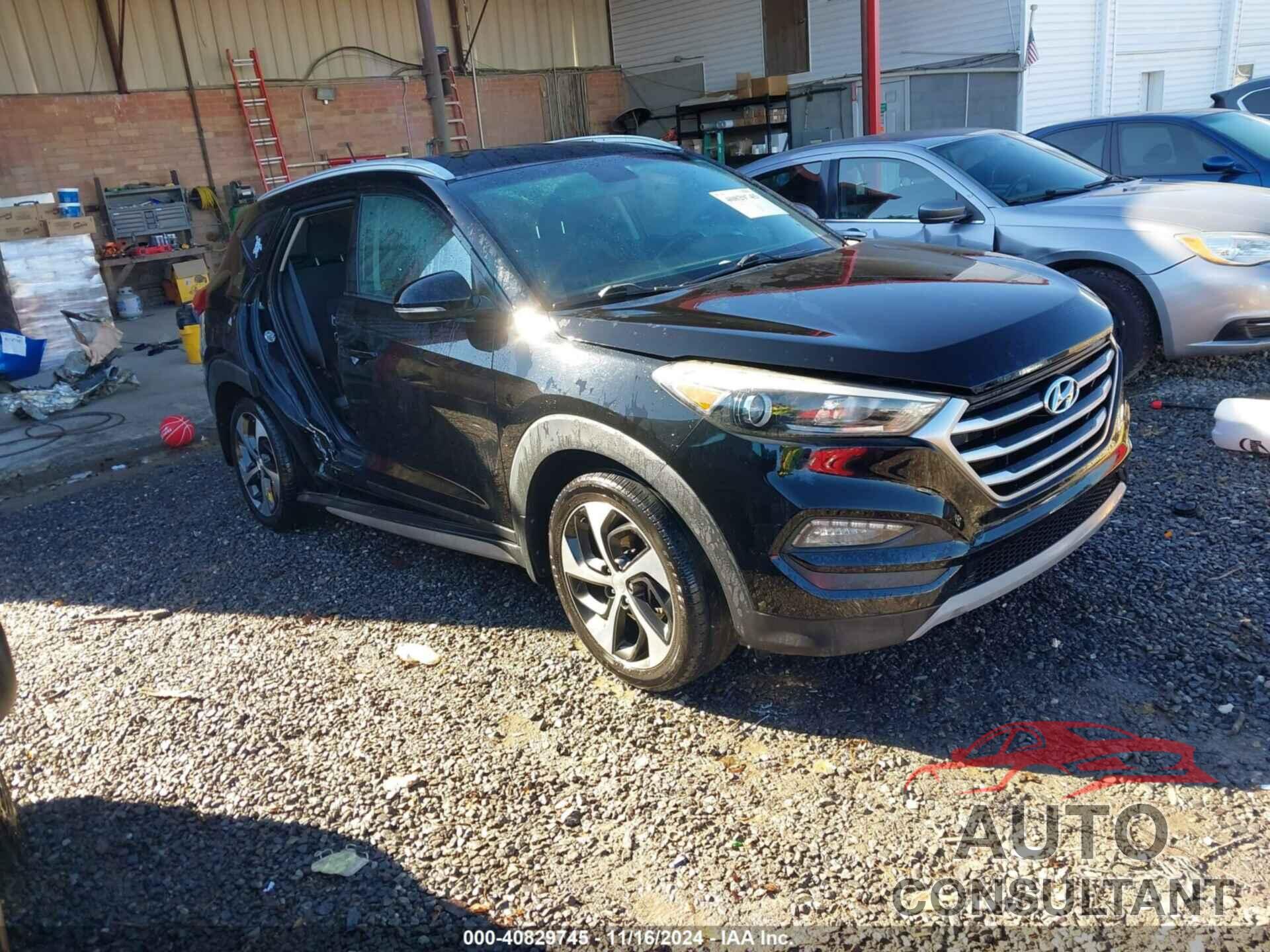 HYUNDAI TUCSON 2017 - KM8J33A28HU458866