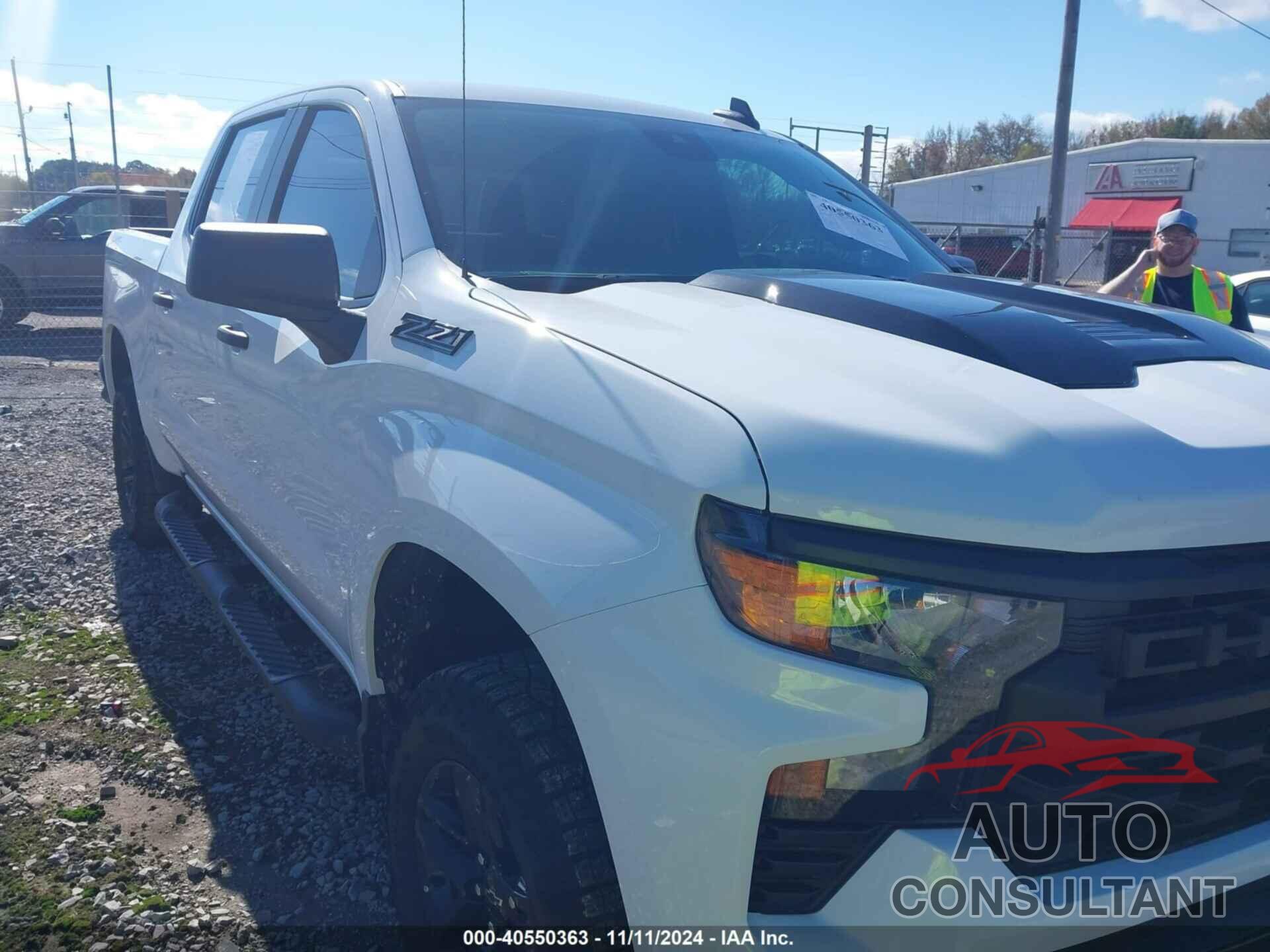 CHEVROLET SILVERADO 1500 2024 - 3GCUDCED1RG109708
