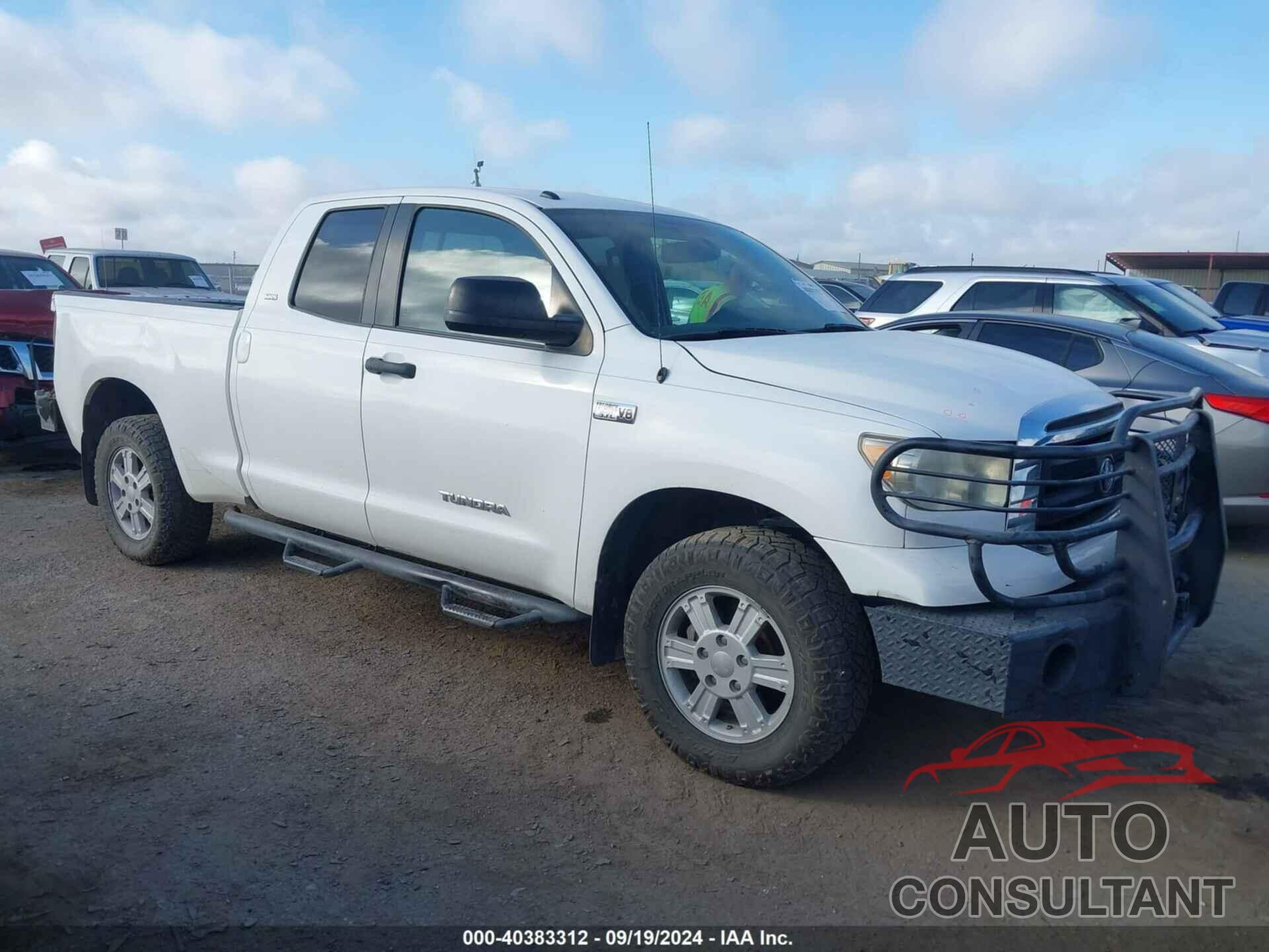 TOYOTA TUNDRA 2010 - 5TFUW5F17AX151178