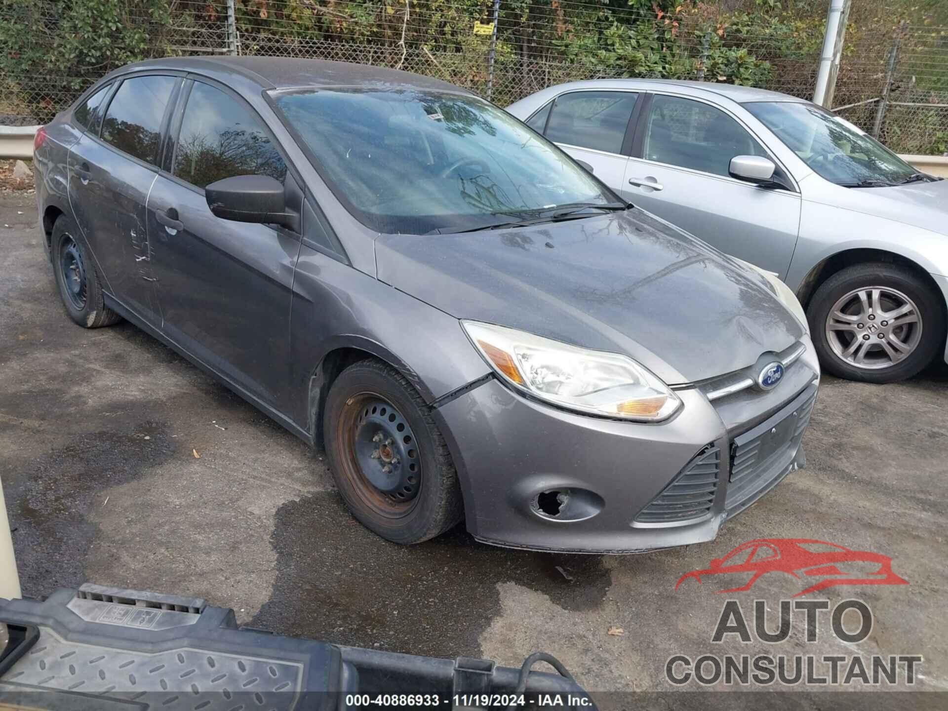 FORD FOCUS 2014 - 1FADP3E29EL460231