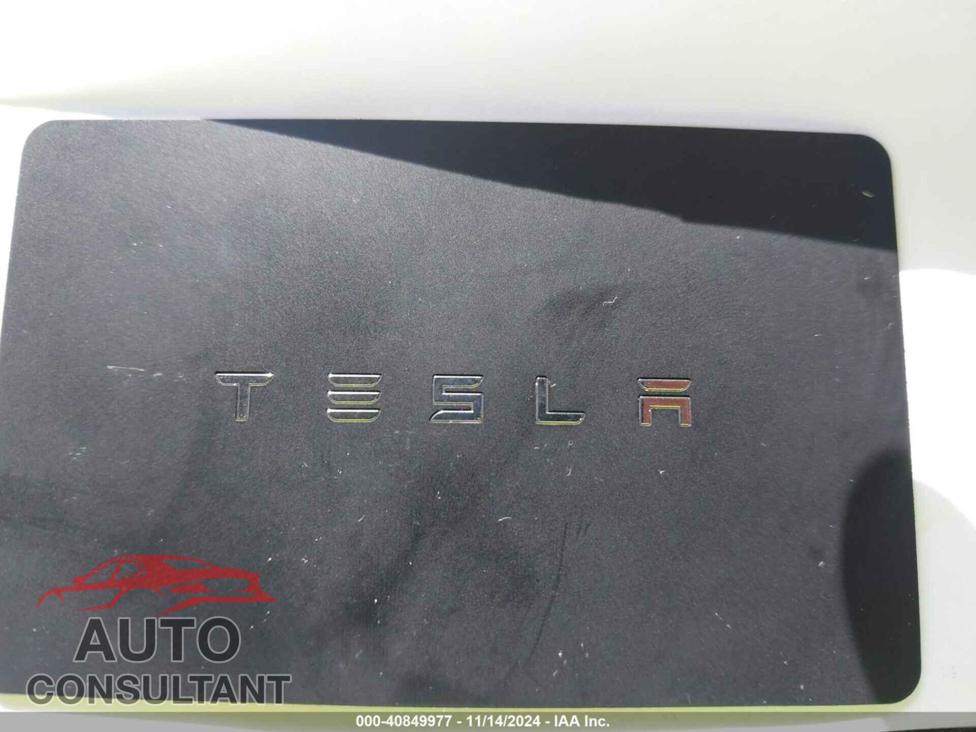 TESLA MODEL 3 2018 - 5YJ3E1EA2JF125025