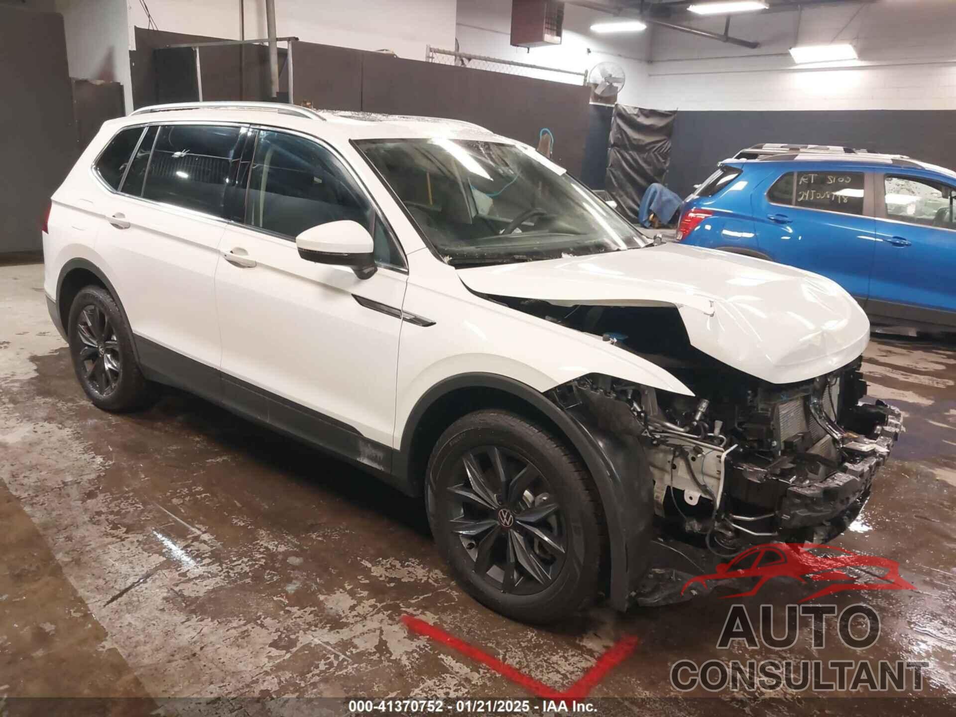 VOLKSWAGEN TIGUAN 2024 - 3VVMB7AX8RM078277