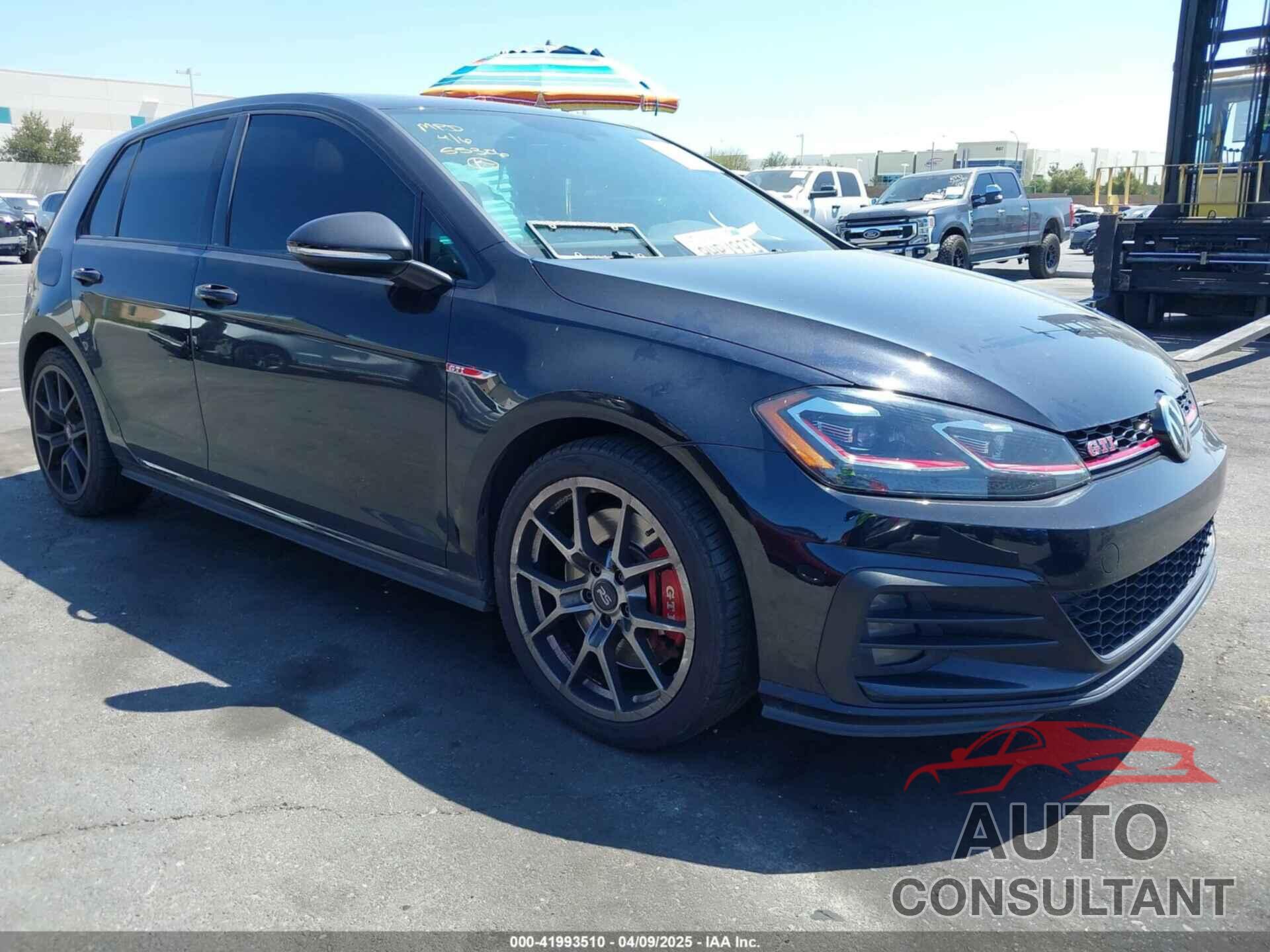 VOLKSWAGEN GOLF GTI 2019 - 3VW6T7AU6KM016583
