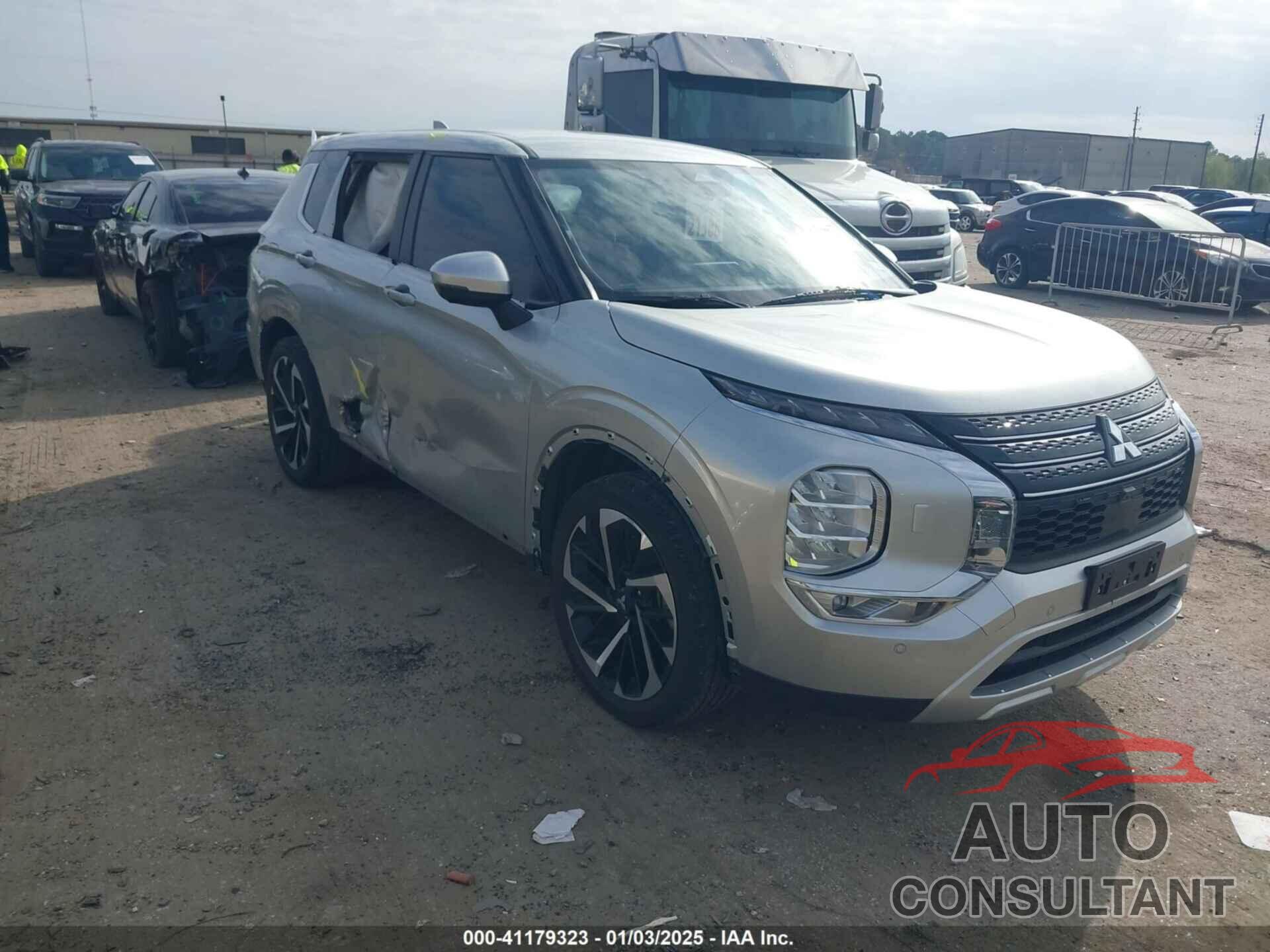 MITSUBISHI OUTLANDER 2022 - JA4J4UA80NZ055419