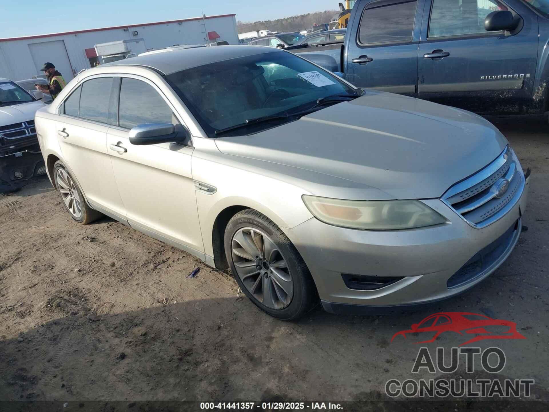 FORD TAURUS 2010 - 1FAHP2FWXAG142196