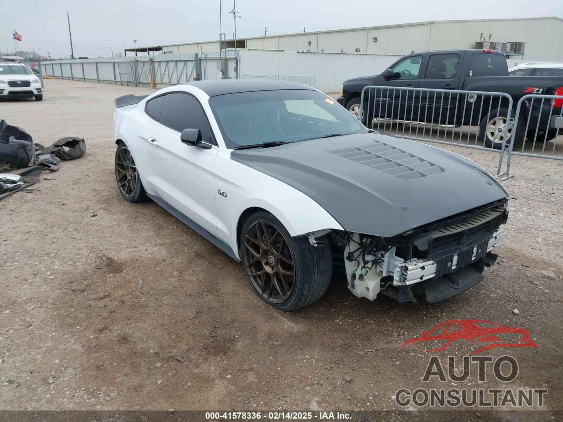 FORD MUSTANG 2018 - 1FA6P8CF6J5176131
