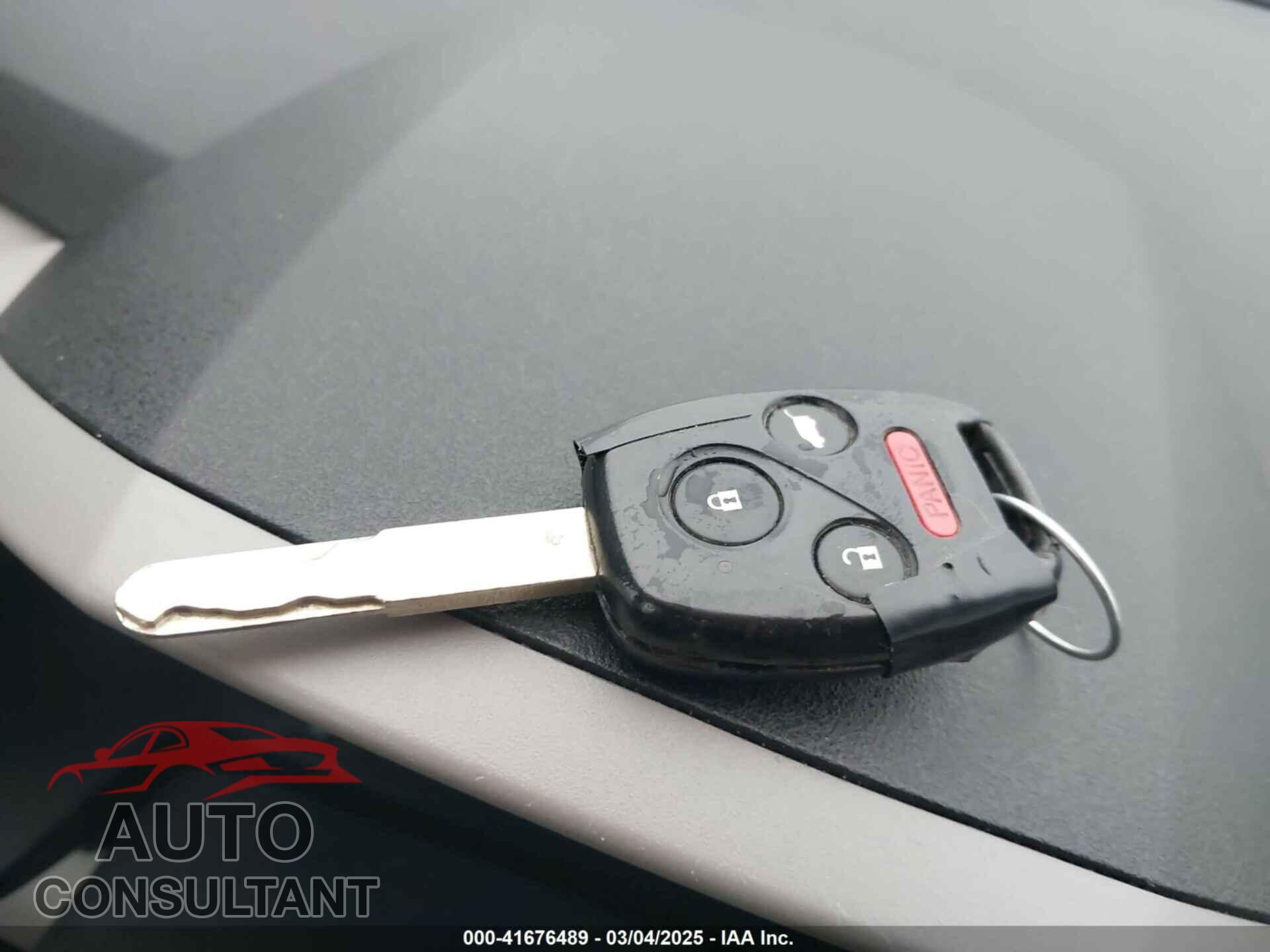 HONDA PILOT 2011 - 5FNYF4H72BB067777