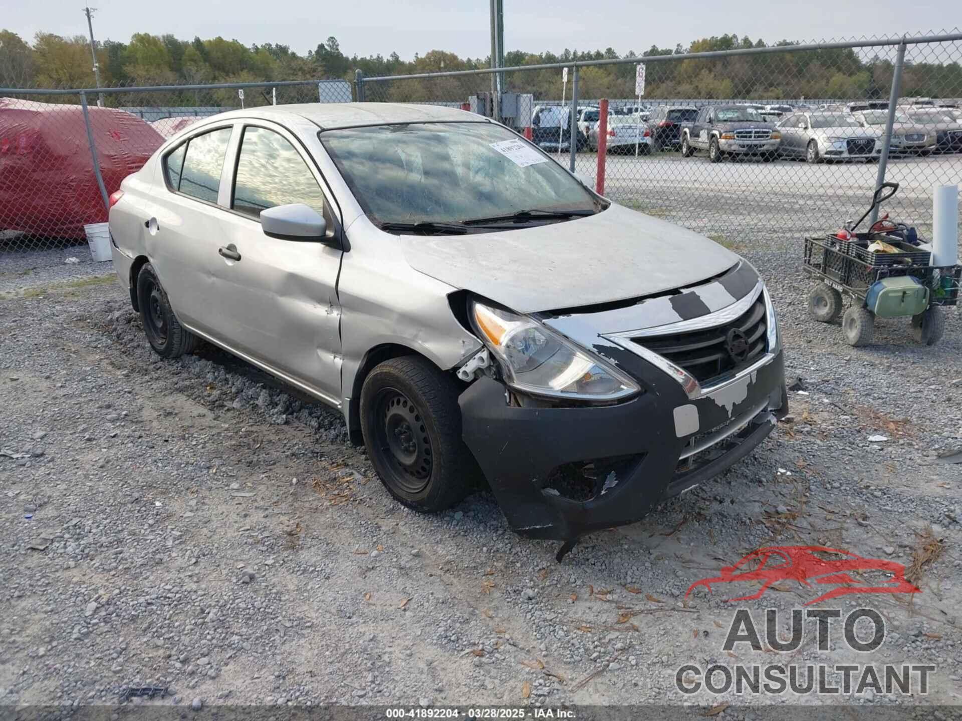 NISSAN VERSA 2017 - 3N1CN7AP5HL851988