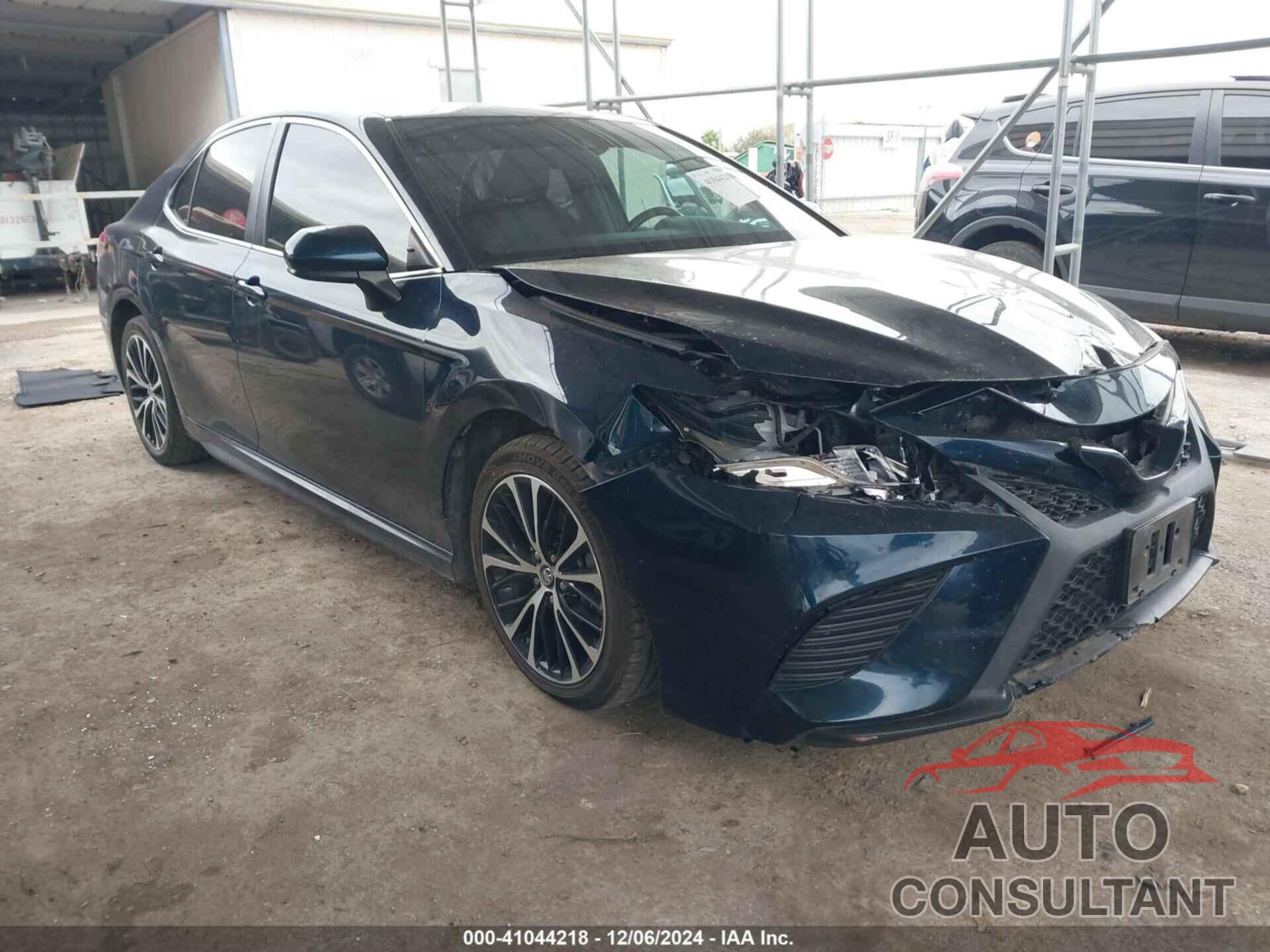 TOYOTA CAMRY 2019 - 4T1B11HK1KU276583