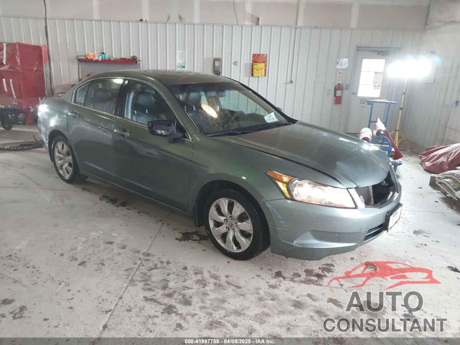 HONDA ACCORD 2010 - 1HGCP2F82AA150965