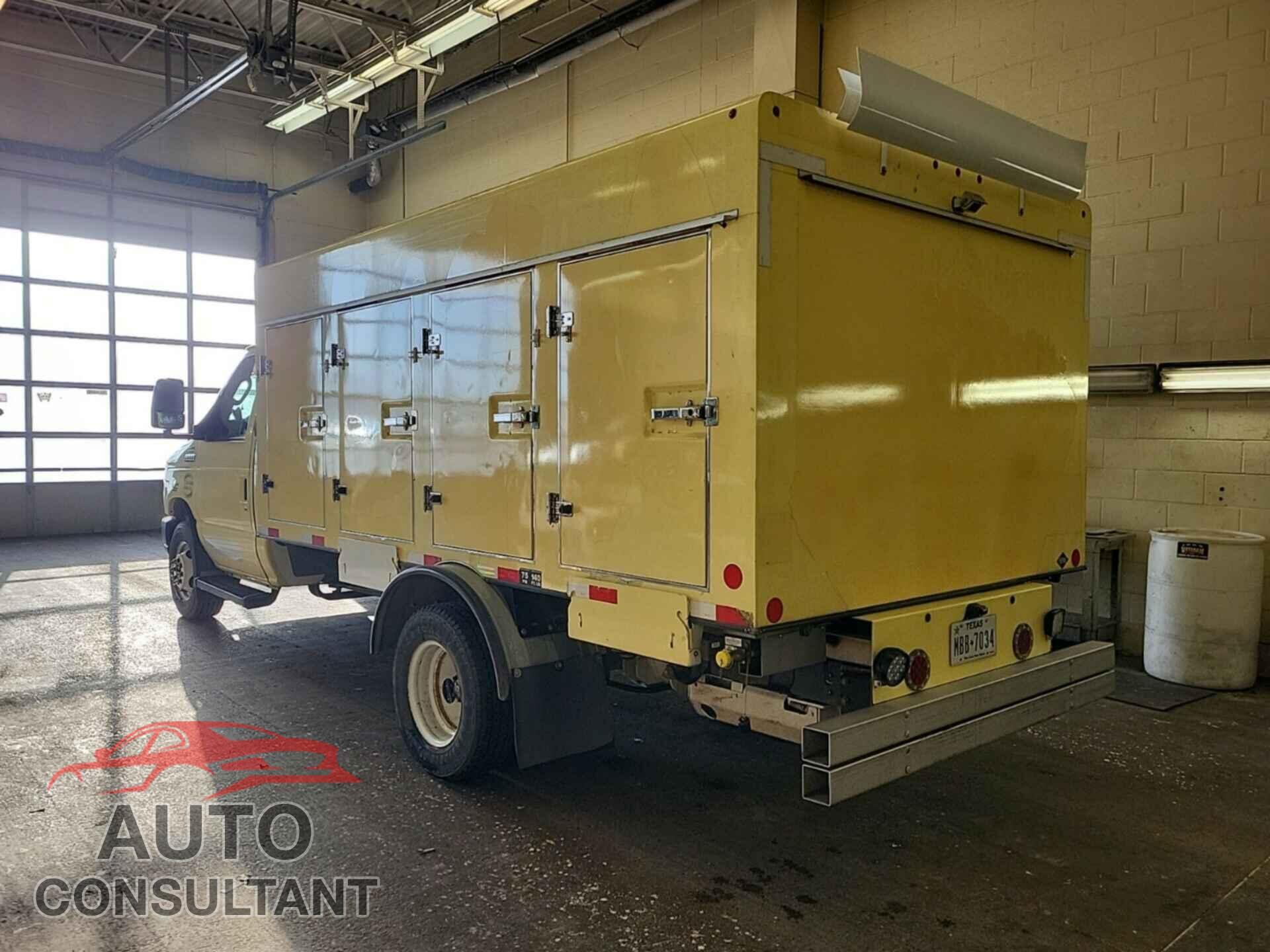 FORD ECONOLINE 2019 - 1FDXE4FS5KDC19267
