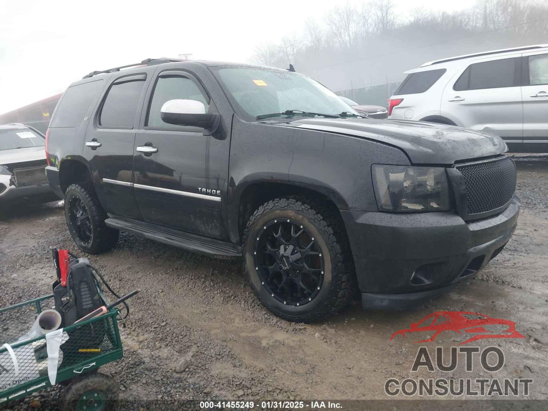 CHEVROLET TAHOE 2010 - 1GNUKCE05AR146131
