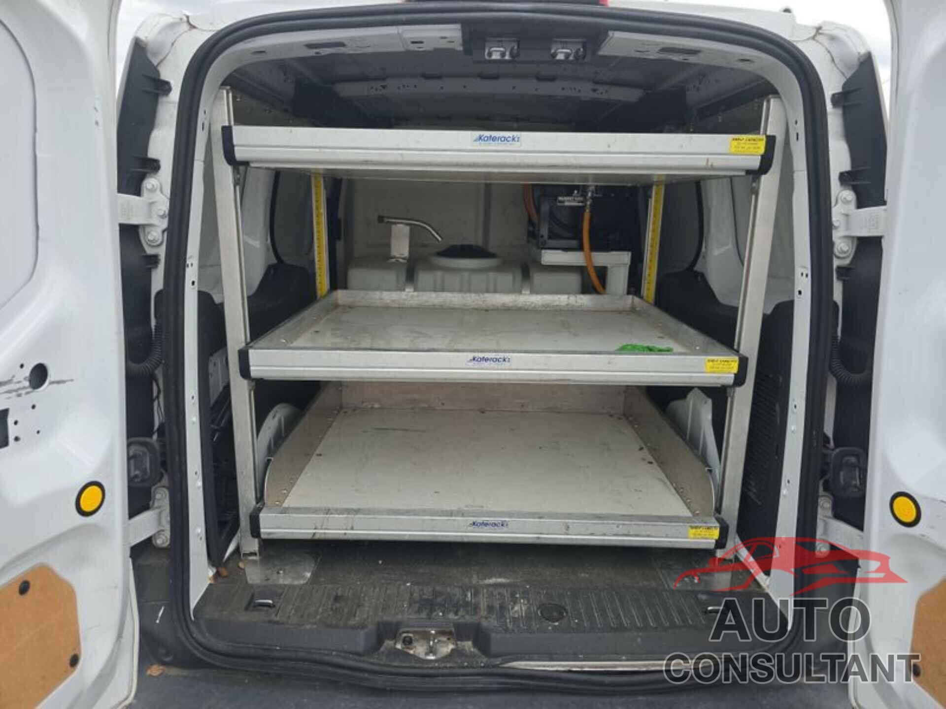FORD TRANSIT CONNECT 2017 - NM0LS7E75H1312503