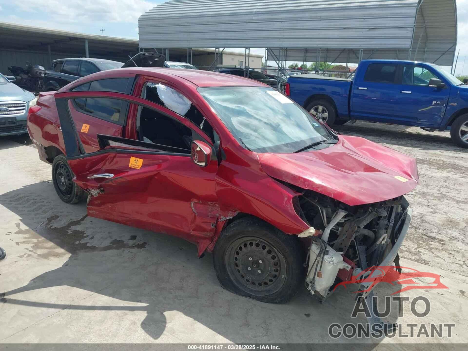 NISSAN VERSA 2015 - 3N1CN7AP0FL910023