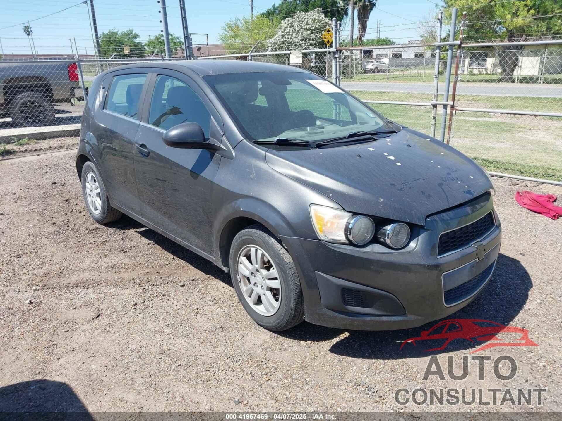 CHEVROLET SONIC 2014 - 1G1JC6SHXE4190514