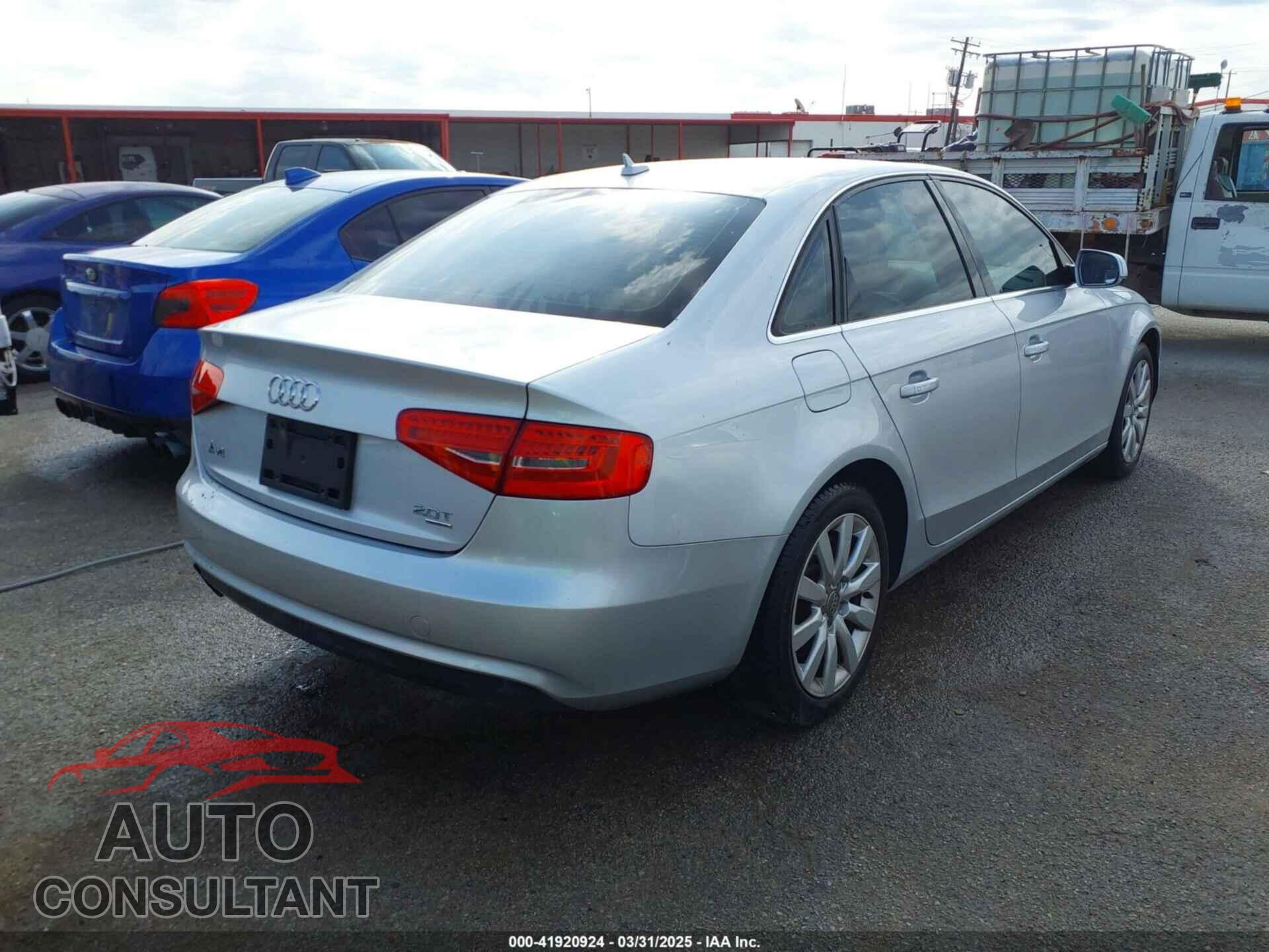 AUDI A4 2013 - WAUBFAFL9DN030506