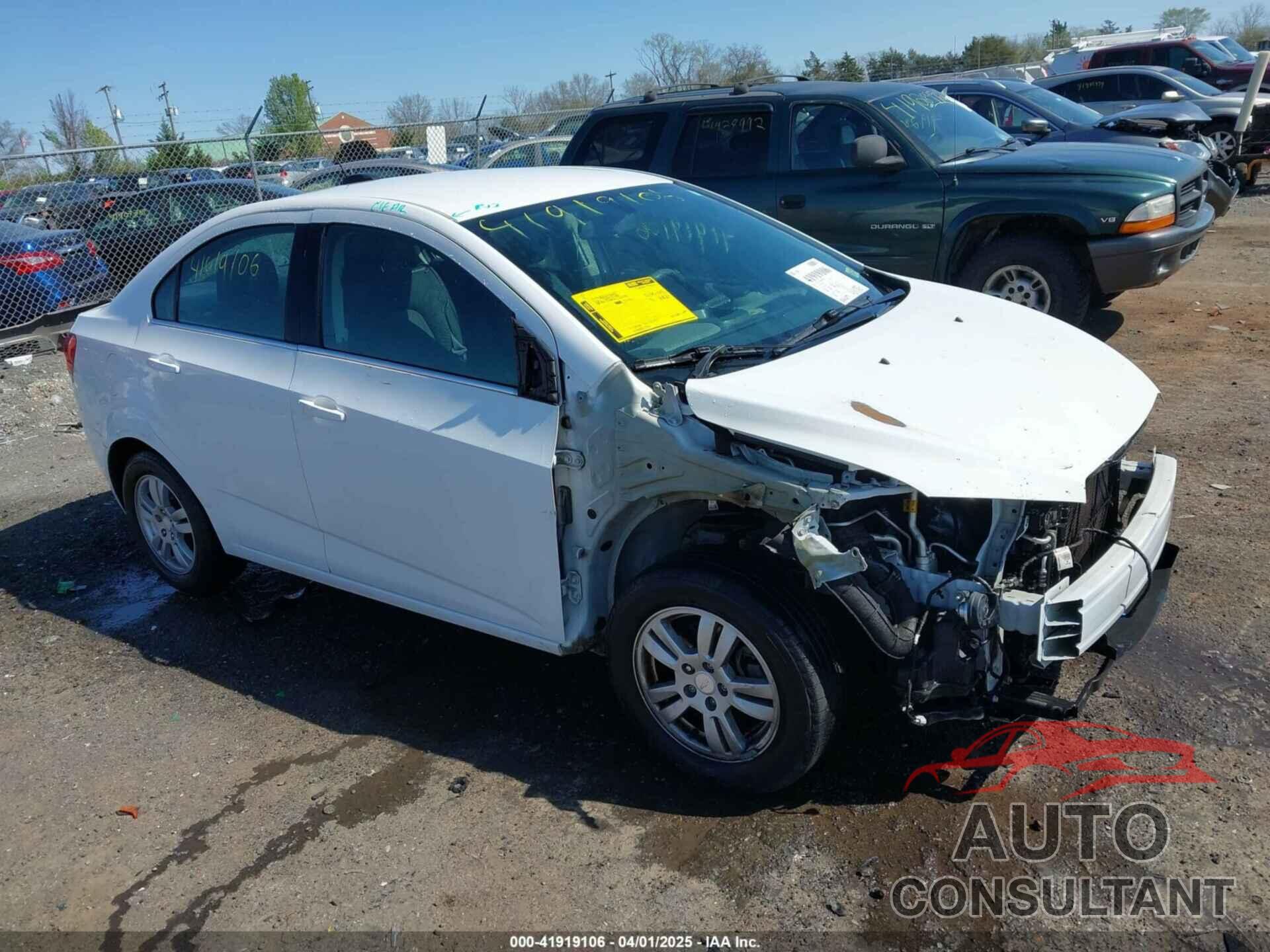 CHEVROLET SONIC 2016 - 1G1JC5SH6G4172590