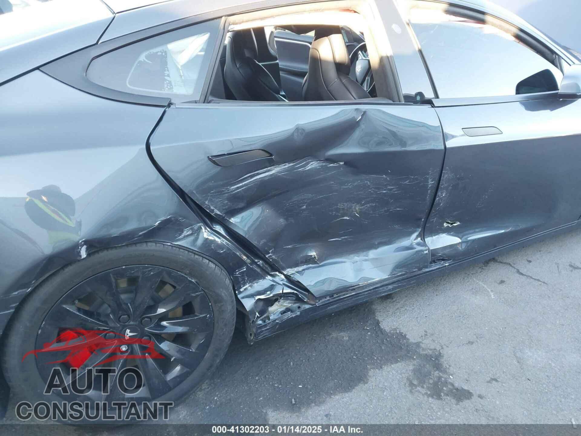 TESLA MODEL S 2017 - 5YJSA1E29HF216786
