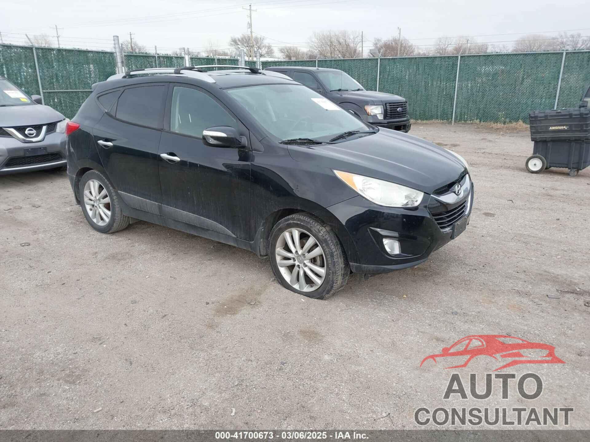 HYUNDAI TUCSON 2011 - KM8JU3AC8BU231982