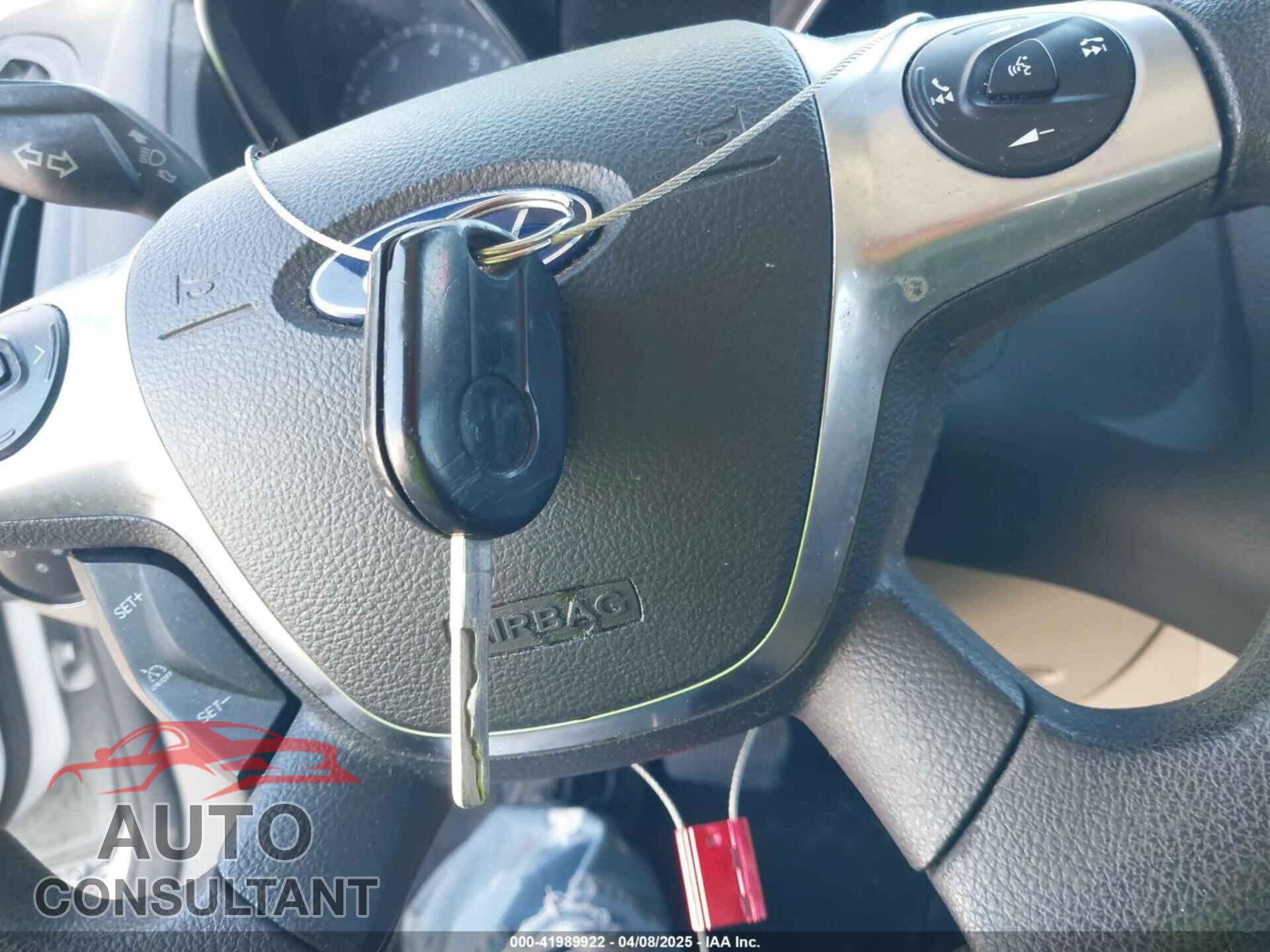 FORD FOCUS 2014 - 1FADP3F28EL370650