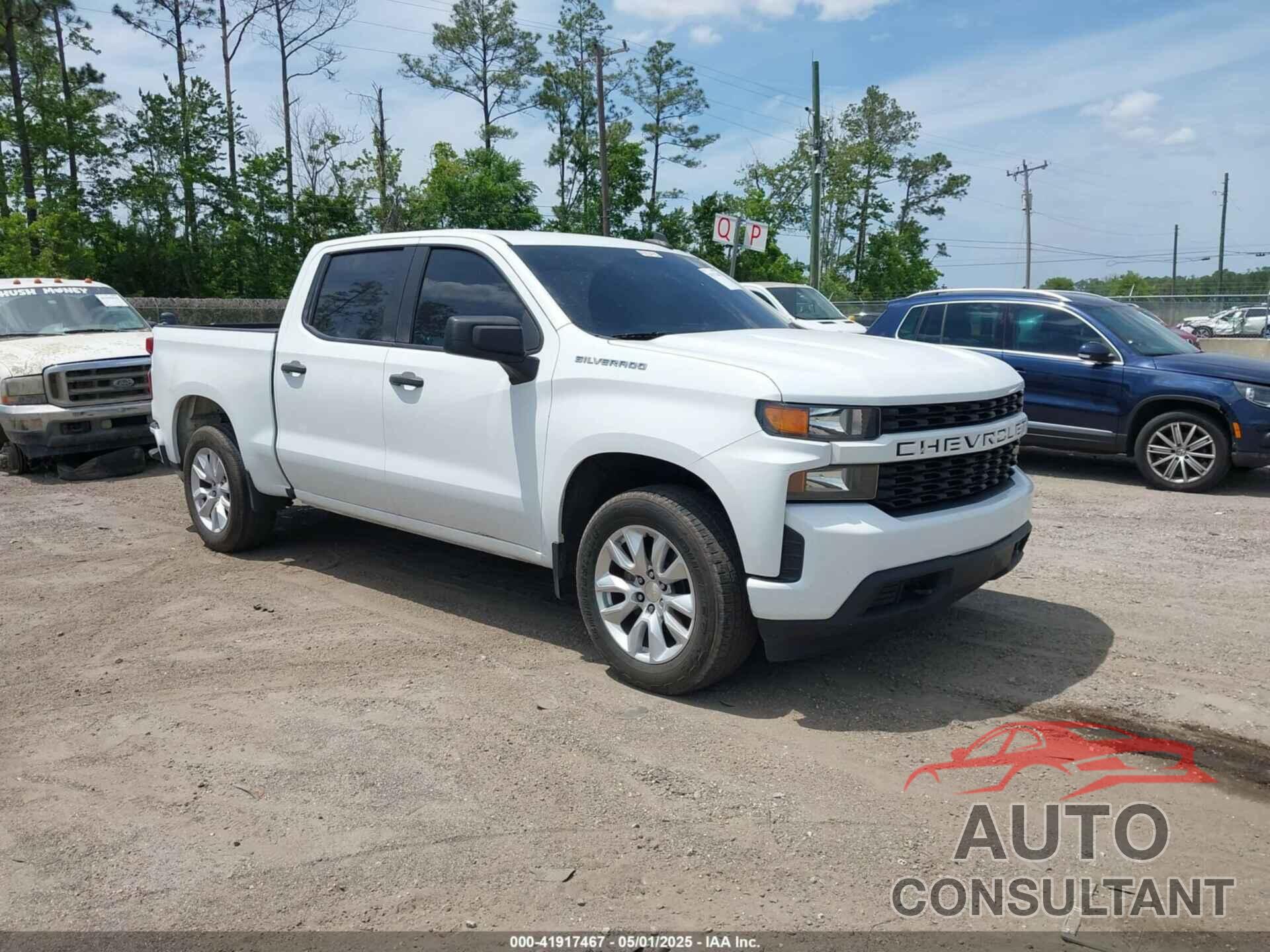 CHEVROLET SILVERADO 1500 2021 - 1GCPWBEH5MZ170766
