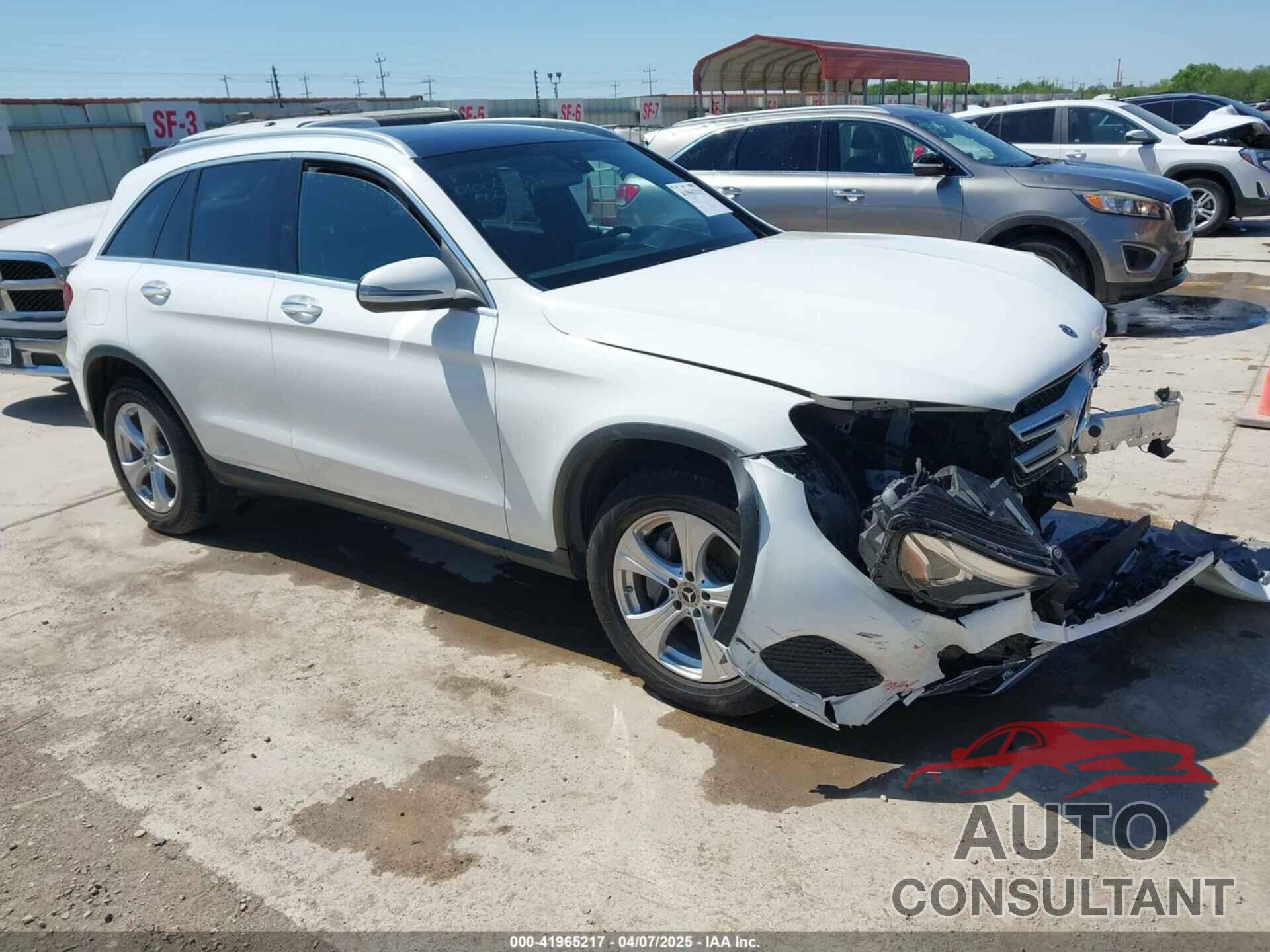 MERCEDES-BENZ GLC 300 2018 - WDC0G4JB9JV056407