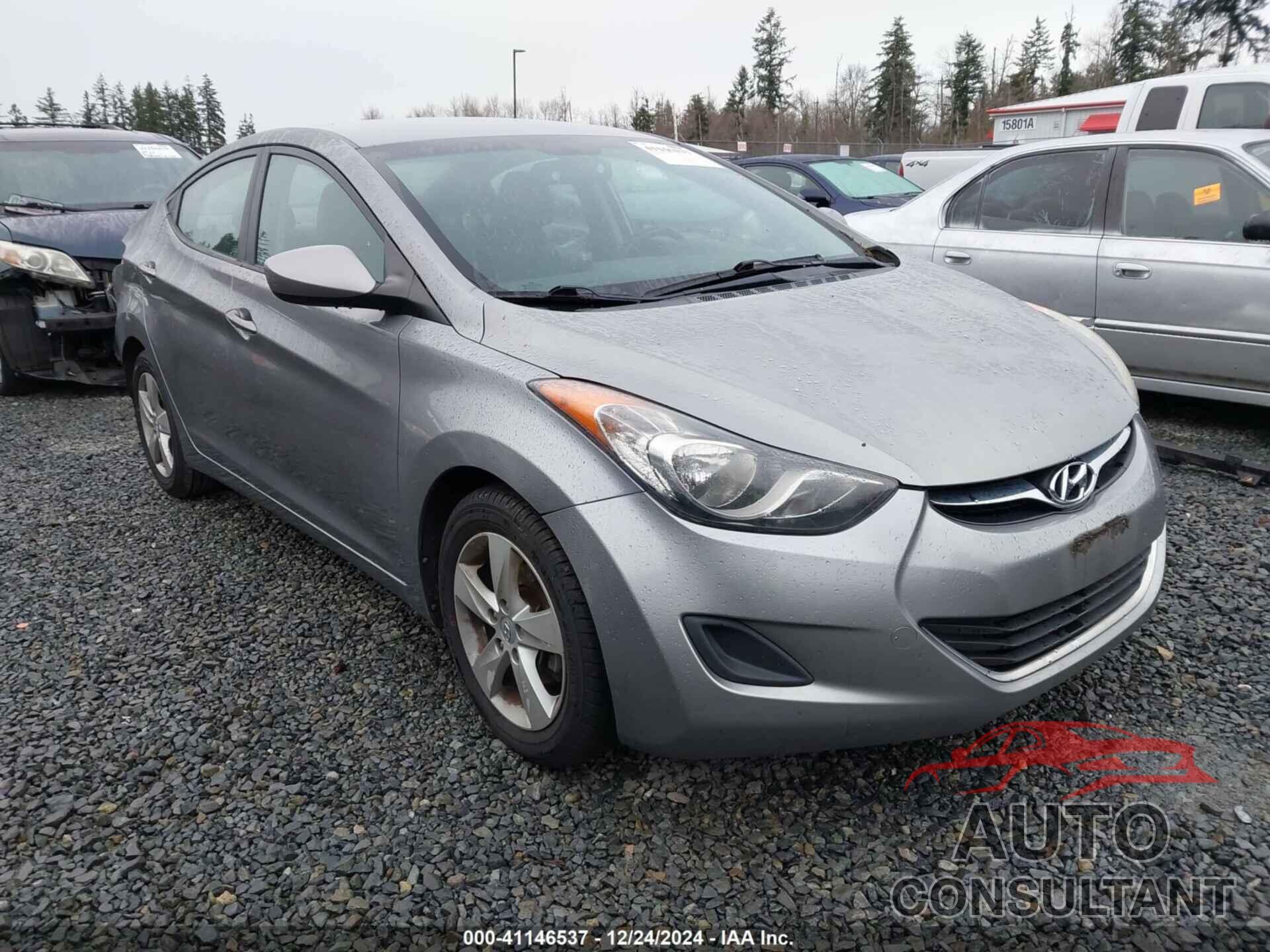 HYUNDAI ELANTRA 2013 - KMHDH4AE3DU799276