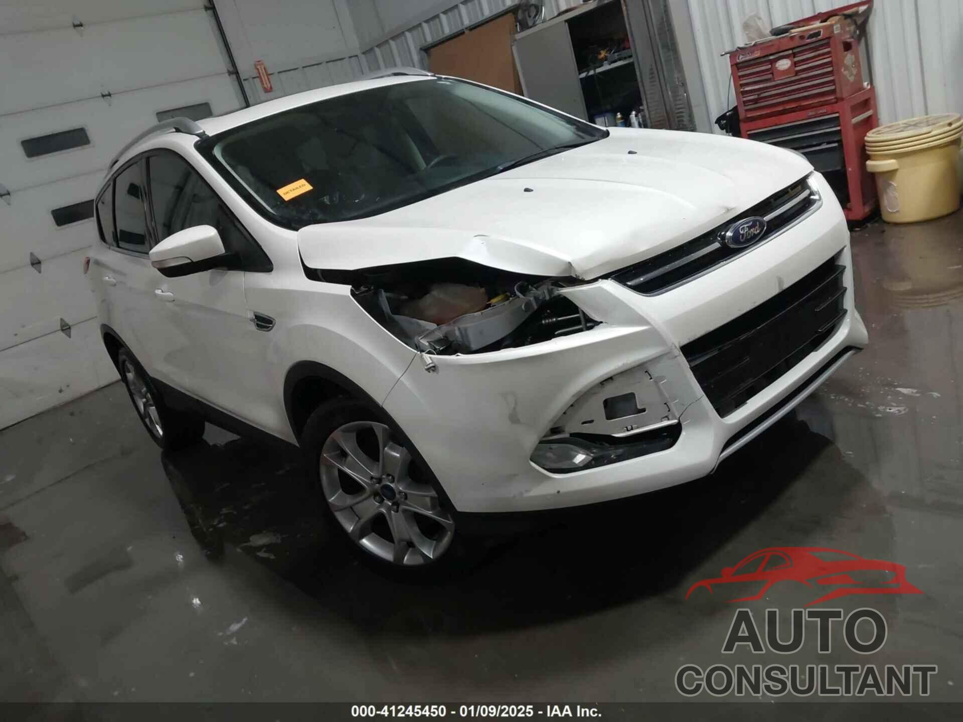 FORD ESCAPE 2016 - 1FMCU9J98GUB23479