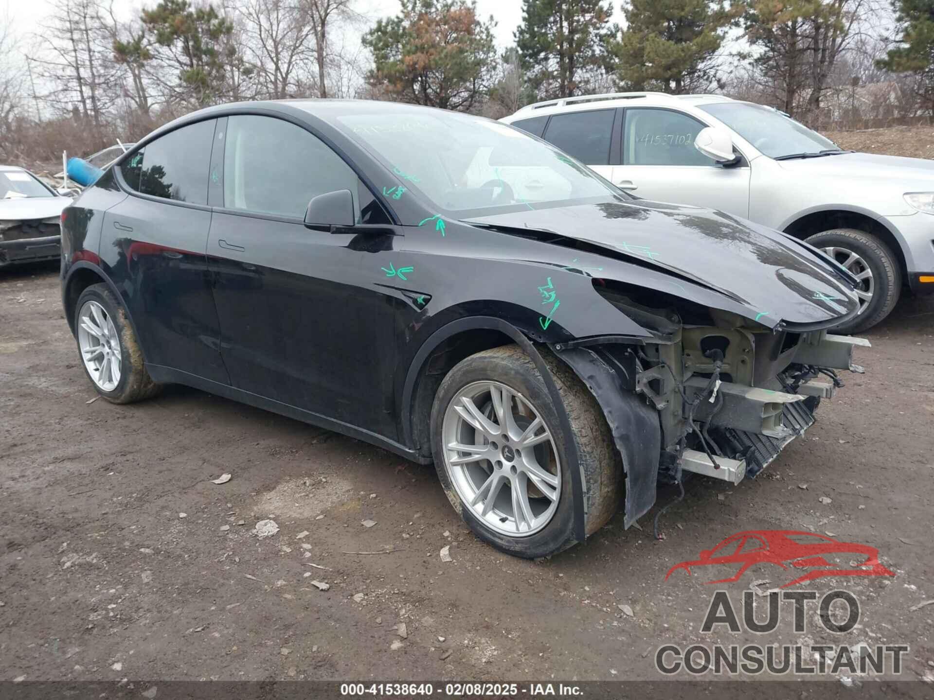 TESLA MODEL Y 2021 - 5YJYGDED5MF110941