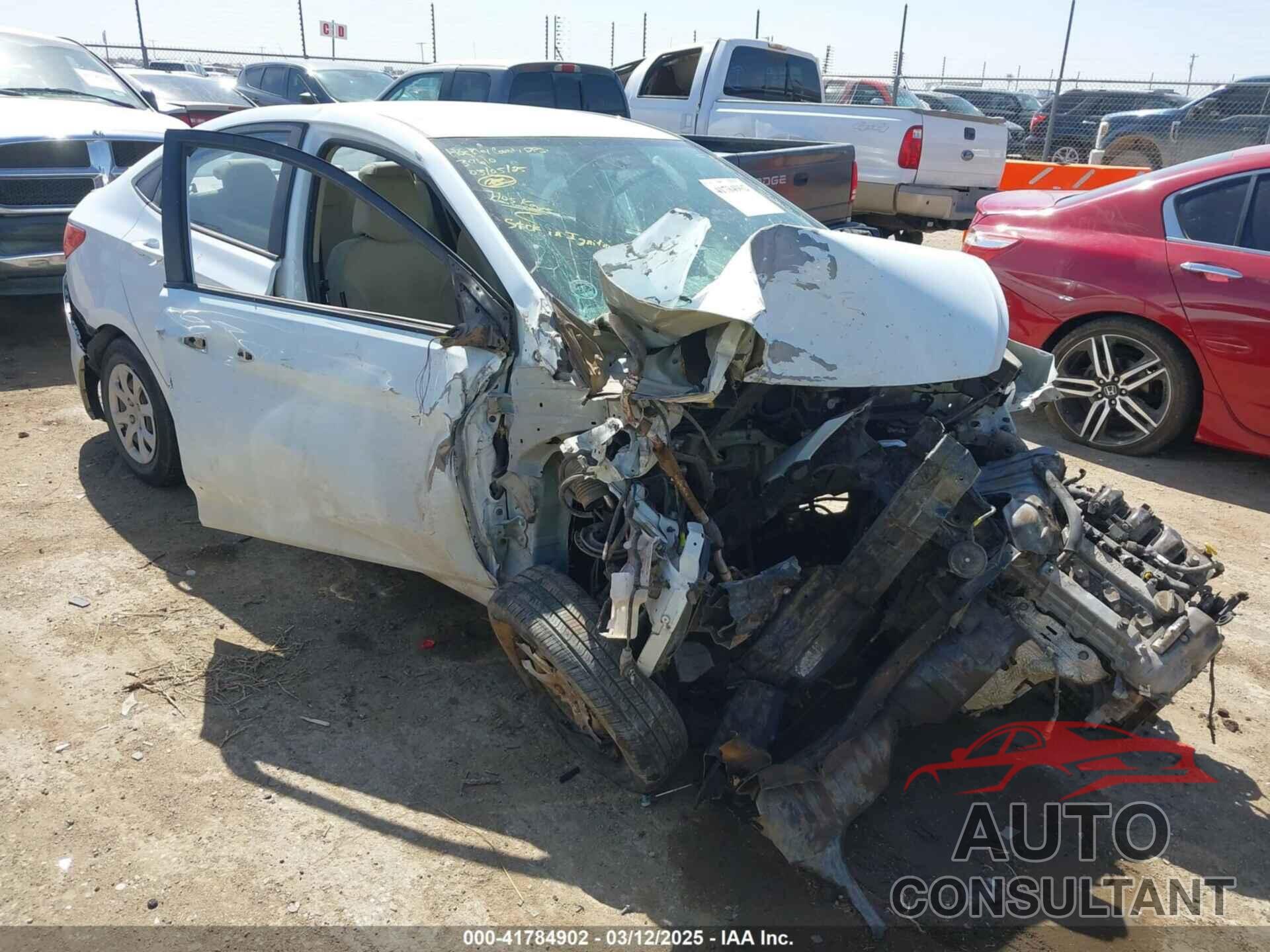 HYUNDAI ACCENT 2014 - KMHCT4AE7EU657220