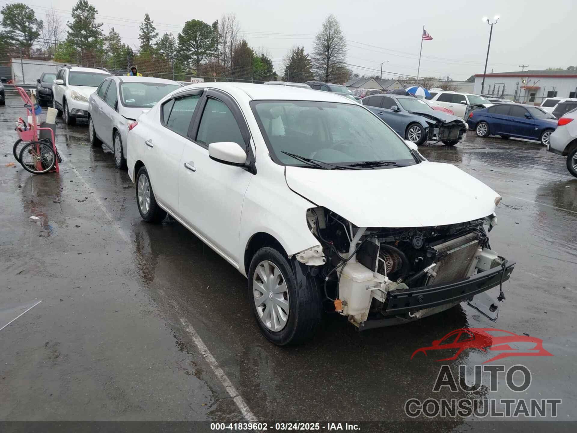 NISSAN VERSA 2015 - 3N1CN7AP8FL910559