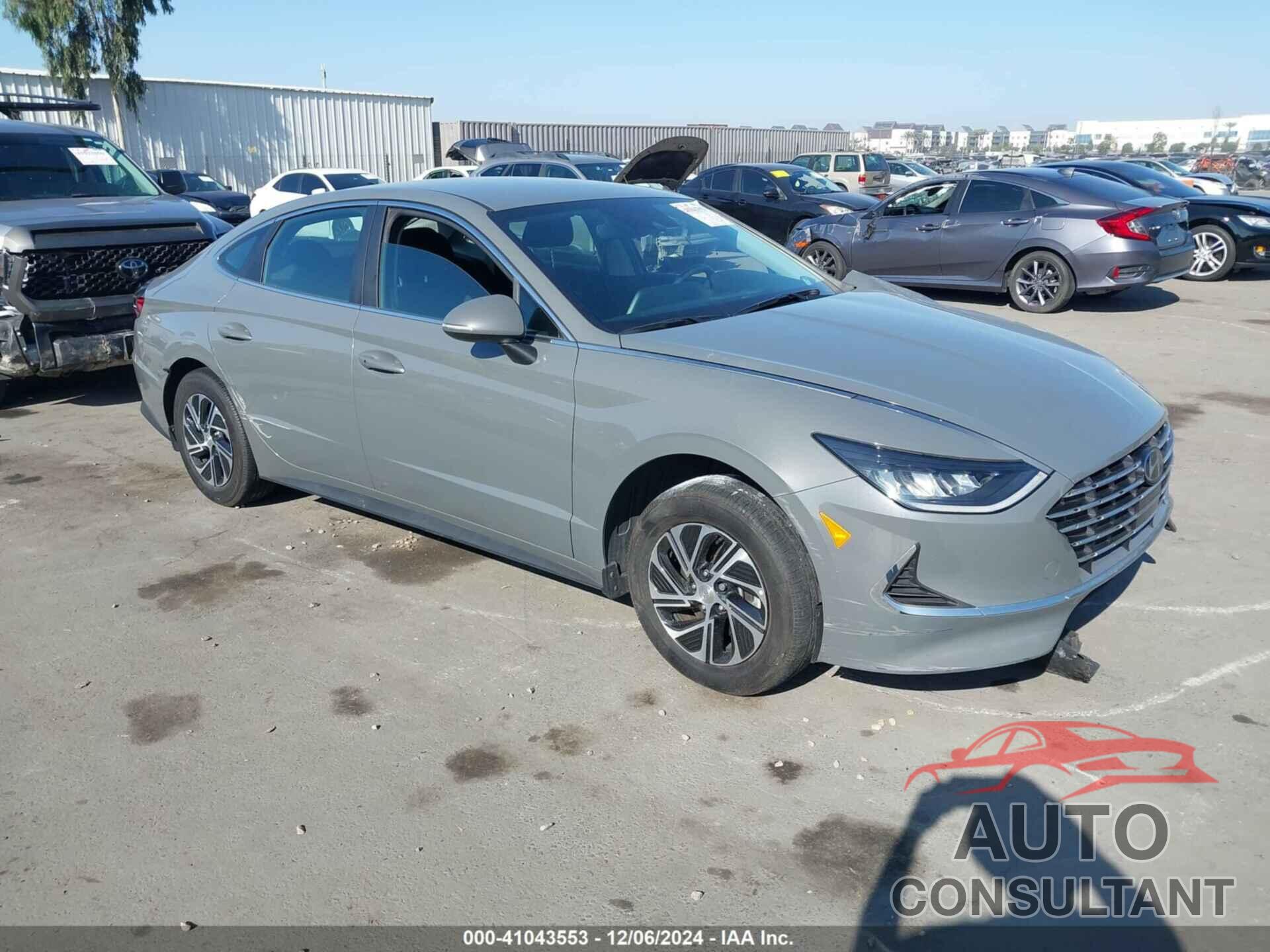 HYUNDAI SONATA HYBRID 2022 - KMHL24JJ1NA041773