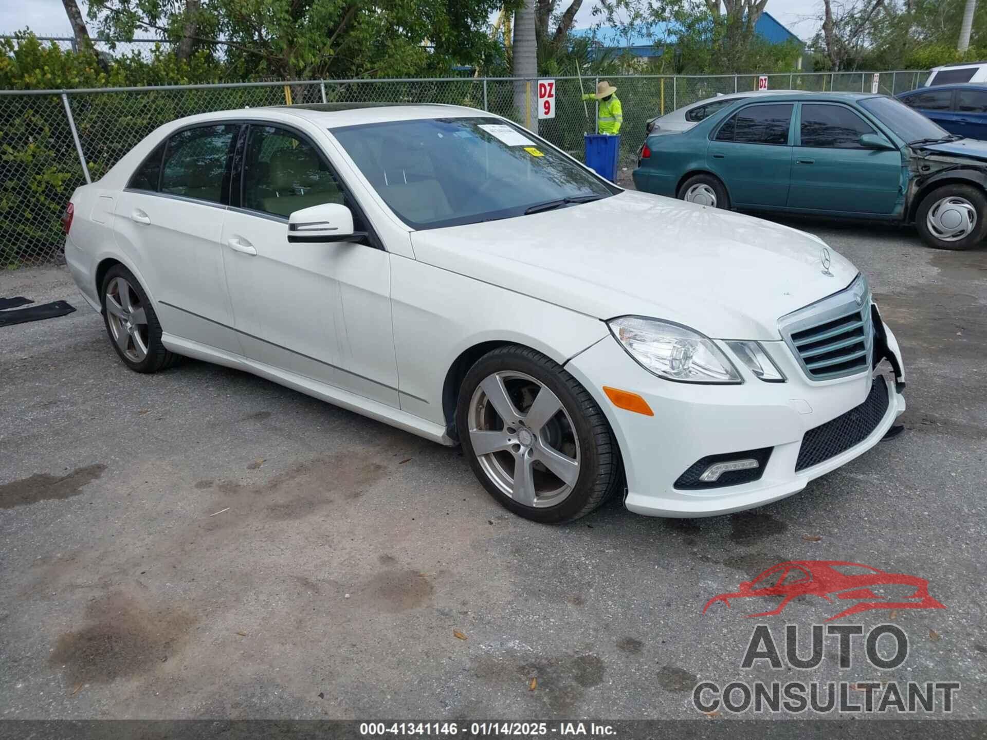 MERCEDES-BENZ E 350 2011 - WDDHF5GB2BA427155