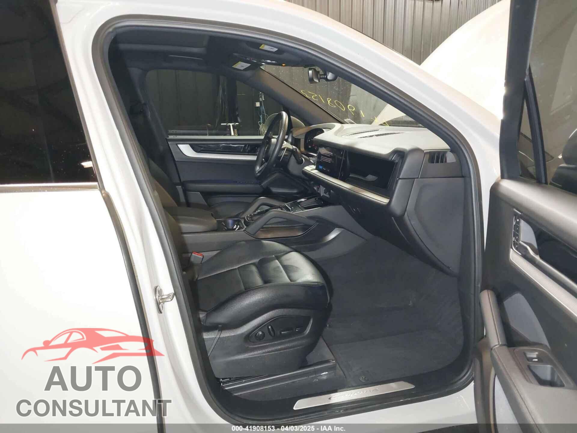 PORSCHE CAYENNE 2024 - WP1AA2AY5RDA01585