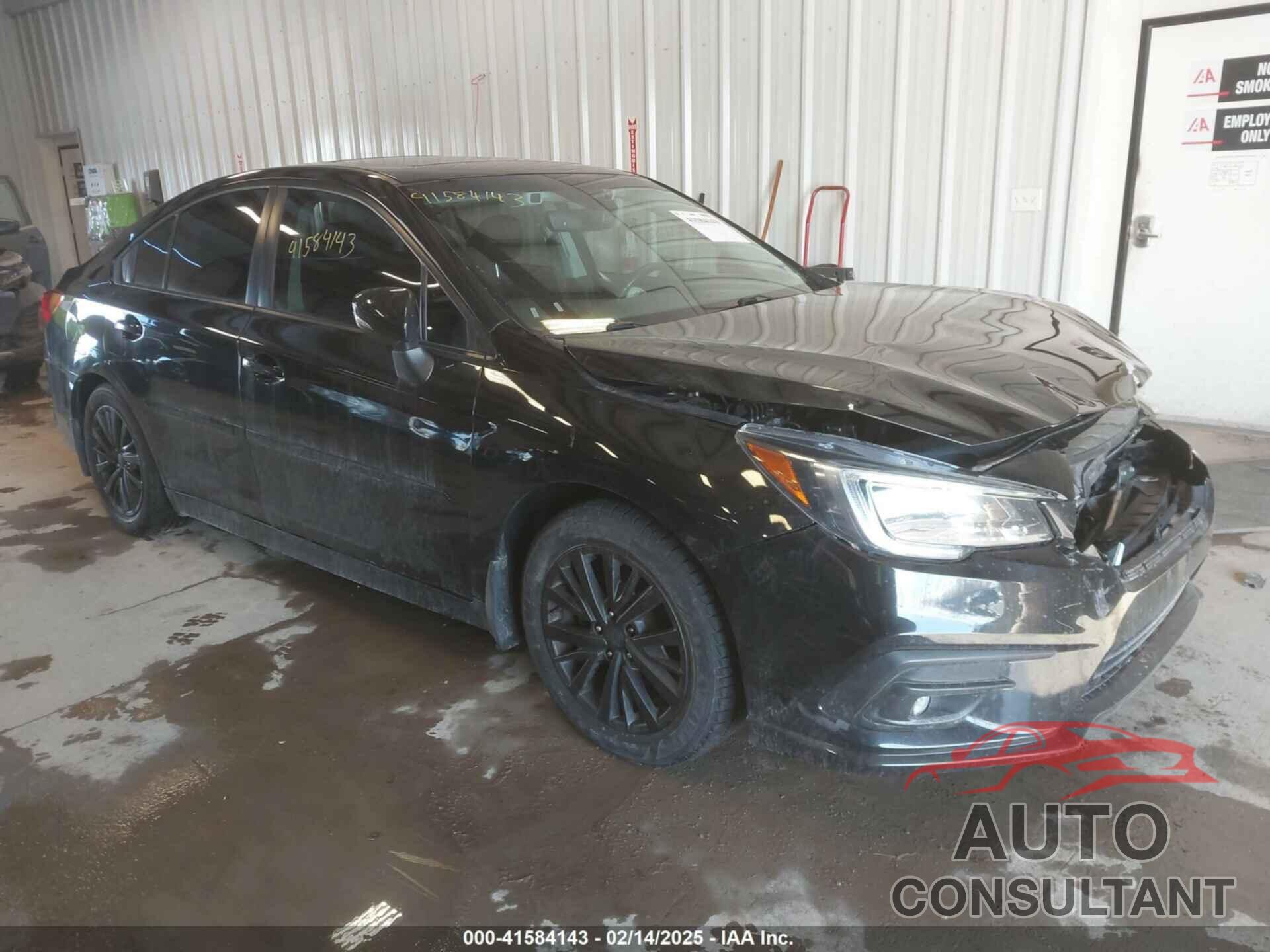 SUBARU LEGACY 2018 - 4S3BNAH65J3031611