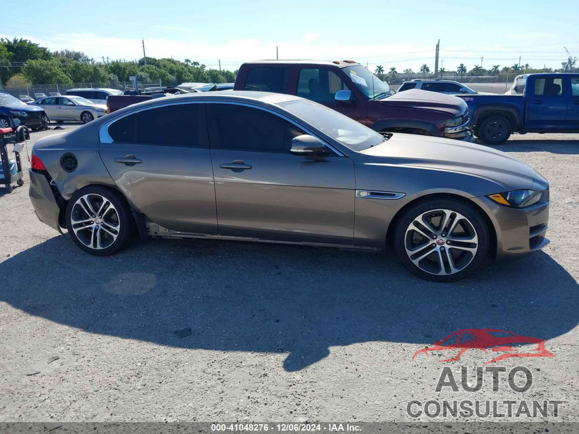 JAGUAR XE 2017 - SAJAD4BV2HA967743
