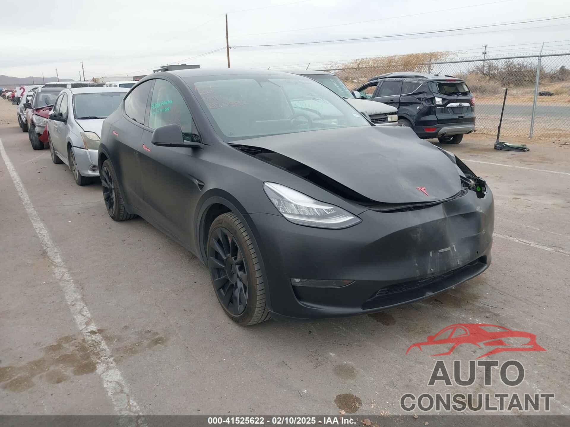 TESLA MODEL Y 2021 - 5YJYGDEE5MF111774