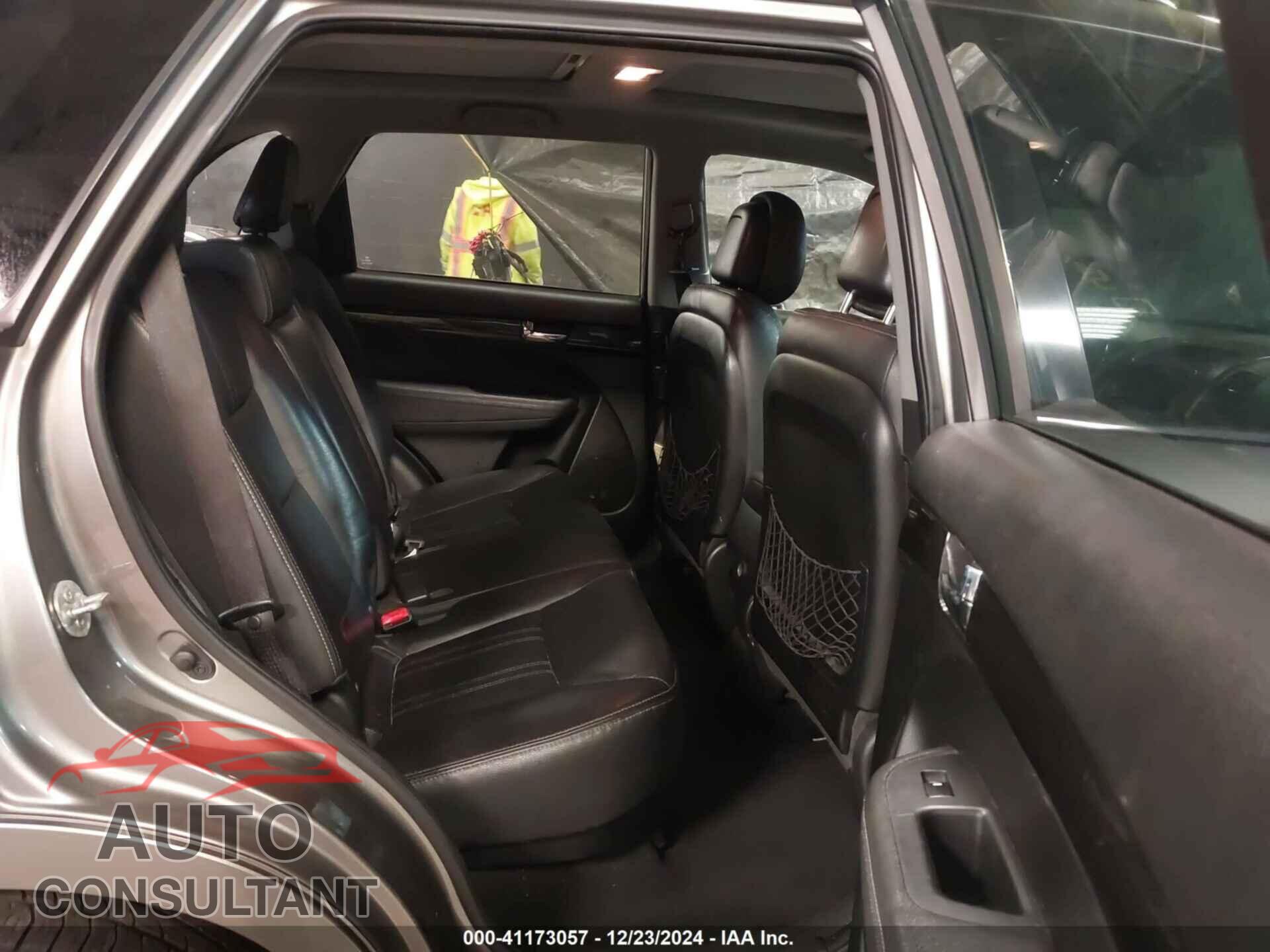 KIA SORENTO 2013 - 5XYKWDA23DG419829