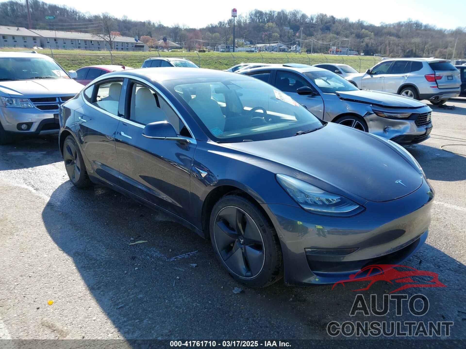 TESLA MODEL 3 2018 - 5YJ3E1EB6JF122167