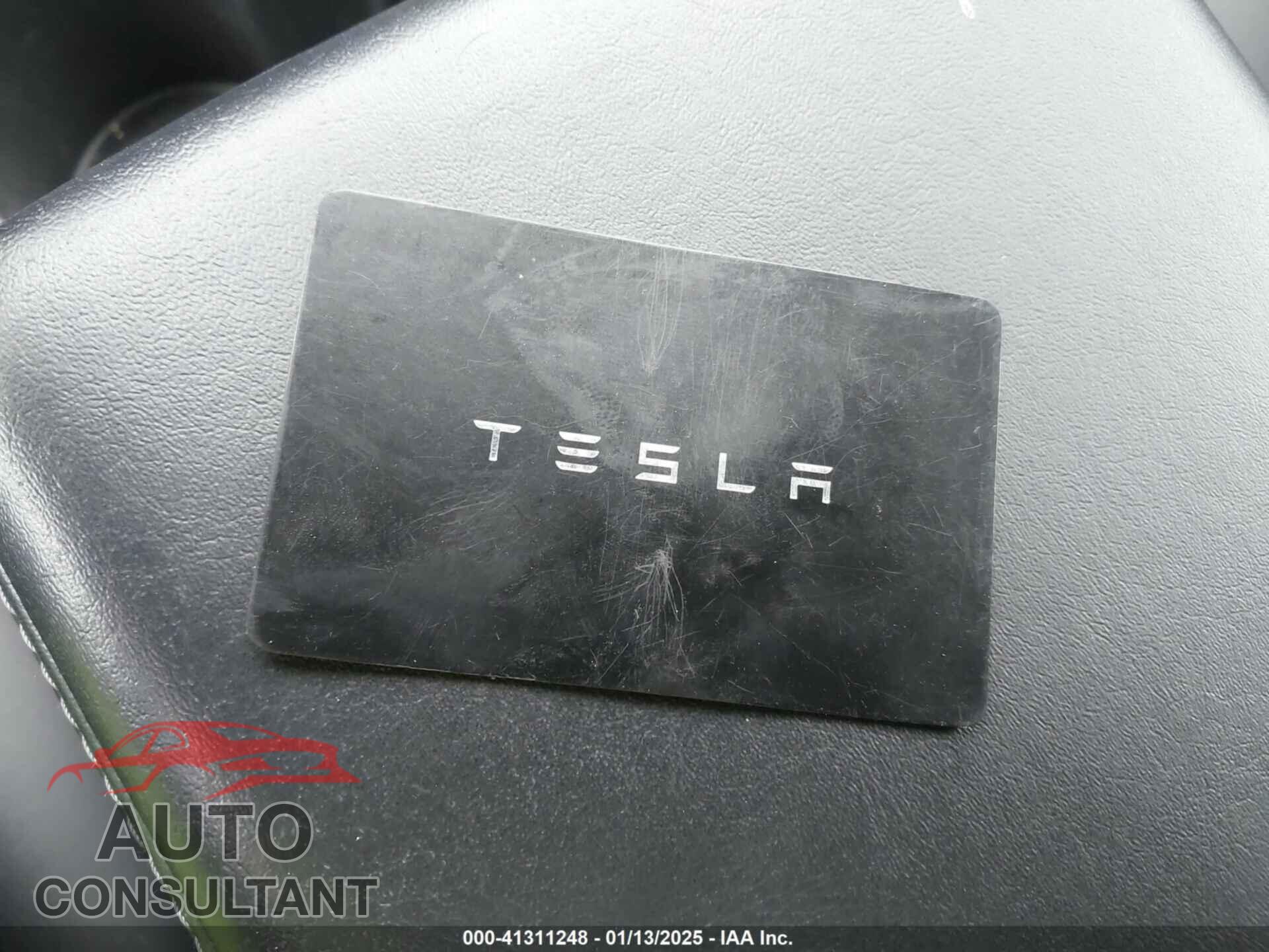 TESLA MODEL 3 2020 - 5YJ3E1EA2LF796875