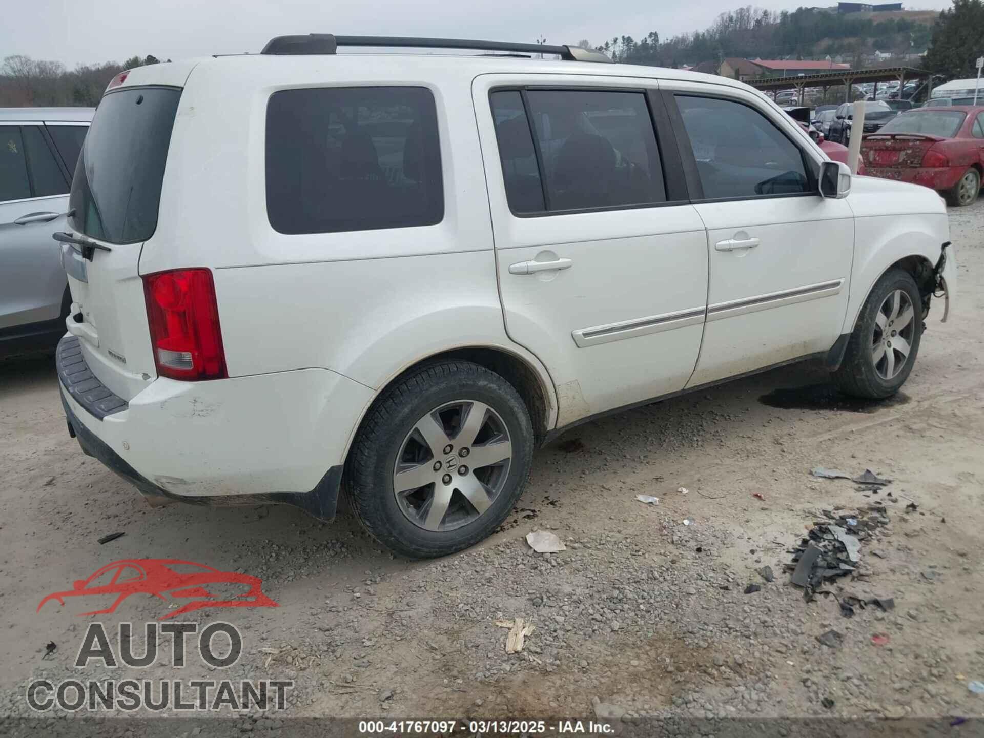 HONDA PILOT 2013 - 5FNYF3H98DB025516