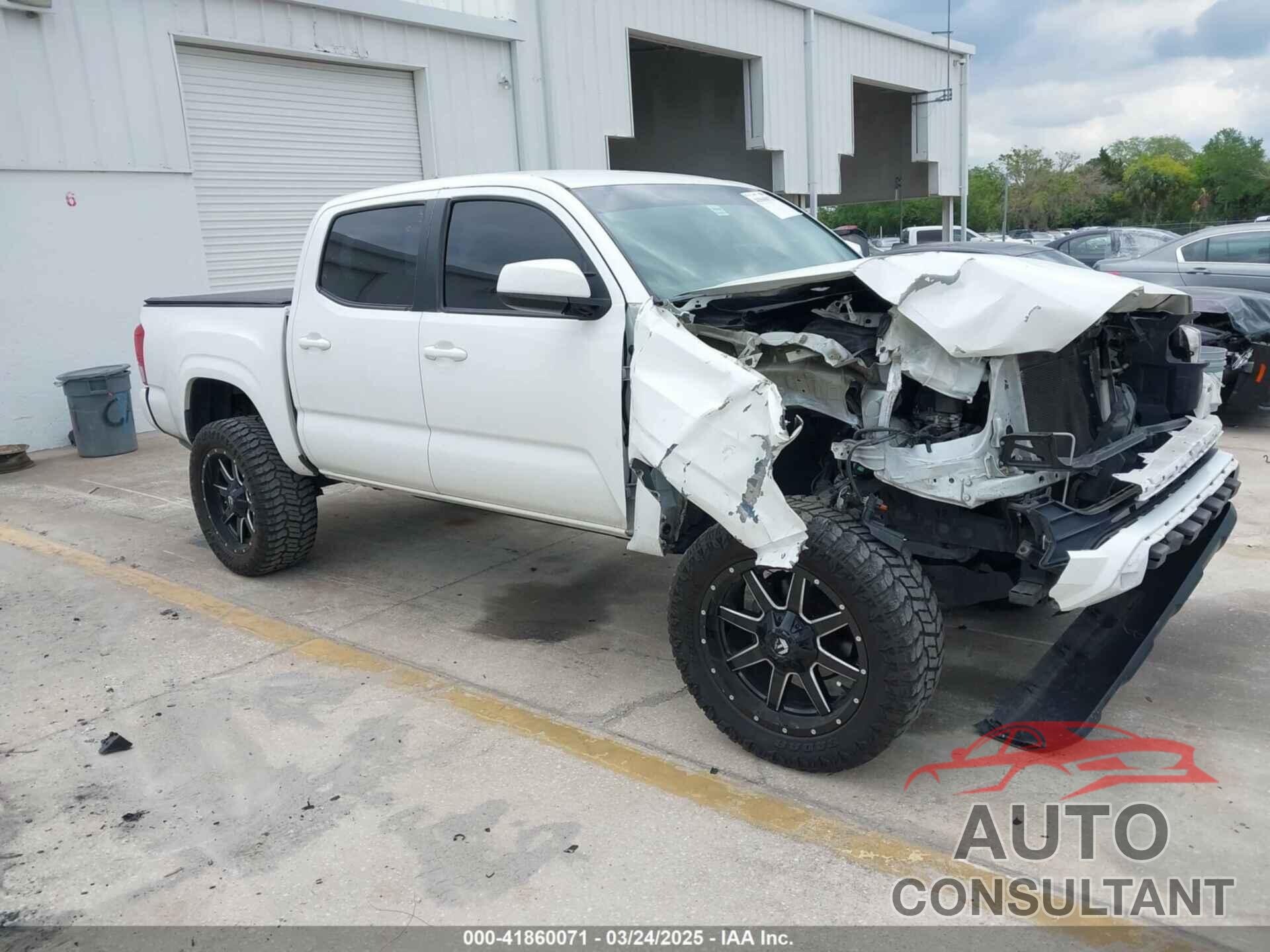 TOYOTA TACOMA 2017 - 5TFAX5GN7HX093195