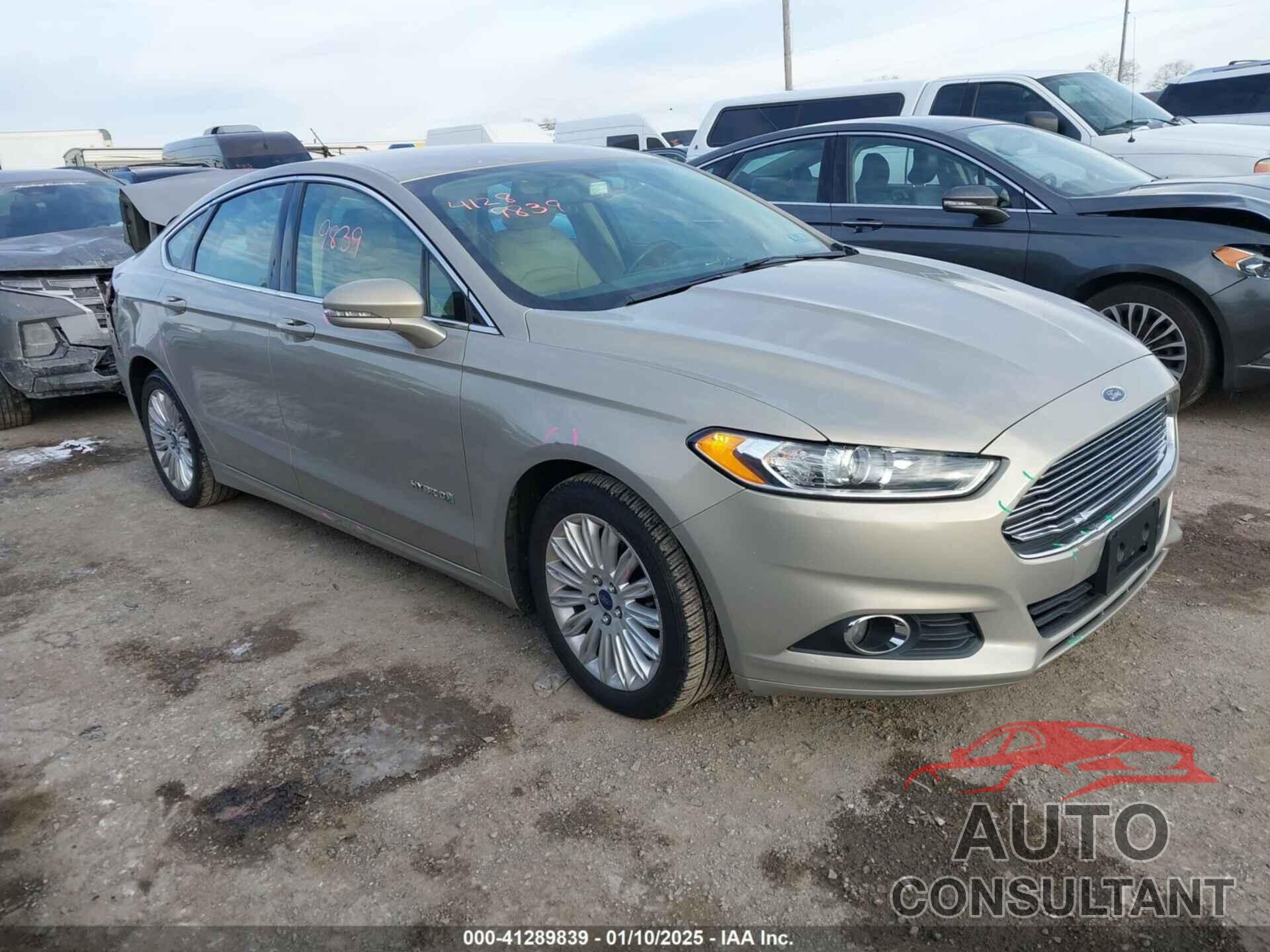 FORD FUSION HYBRID 2015 - 3FA6P0LU2FR265621