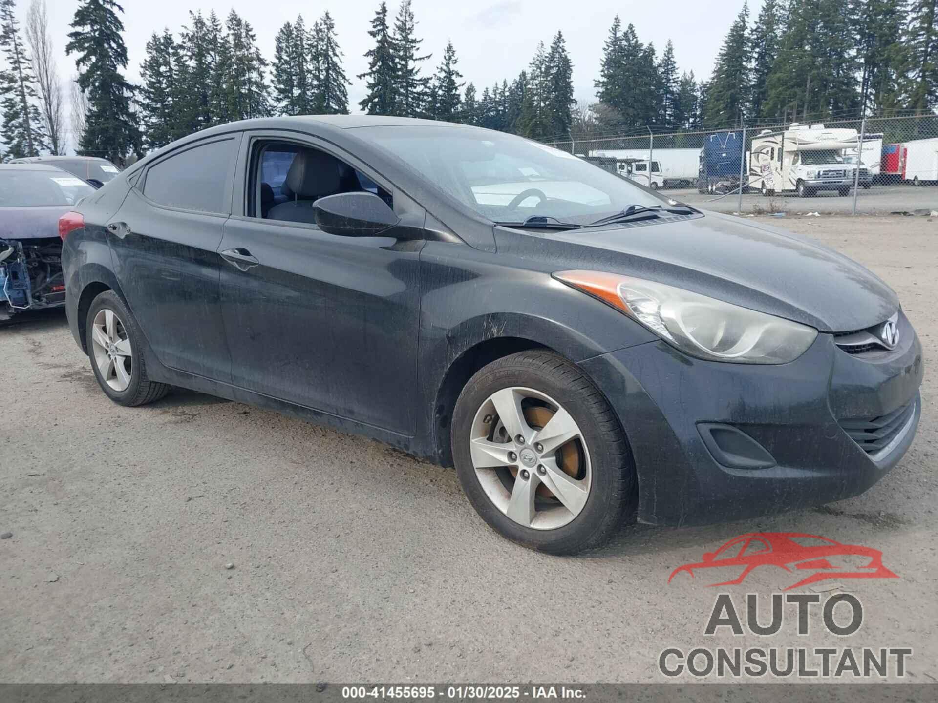HYUNDAI ELANTRA 2011 - KMHDH4AE8BU084832