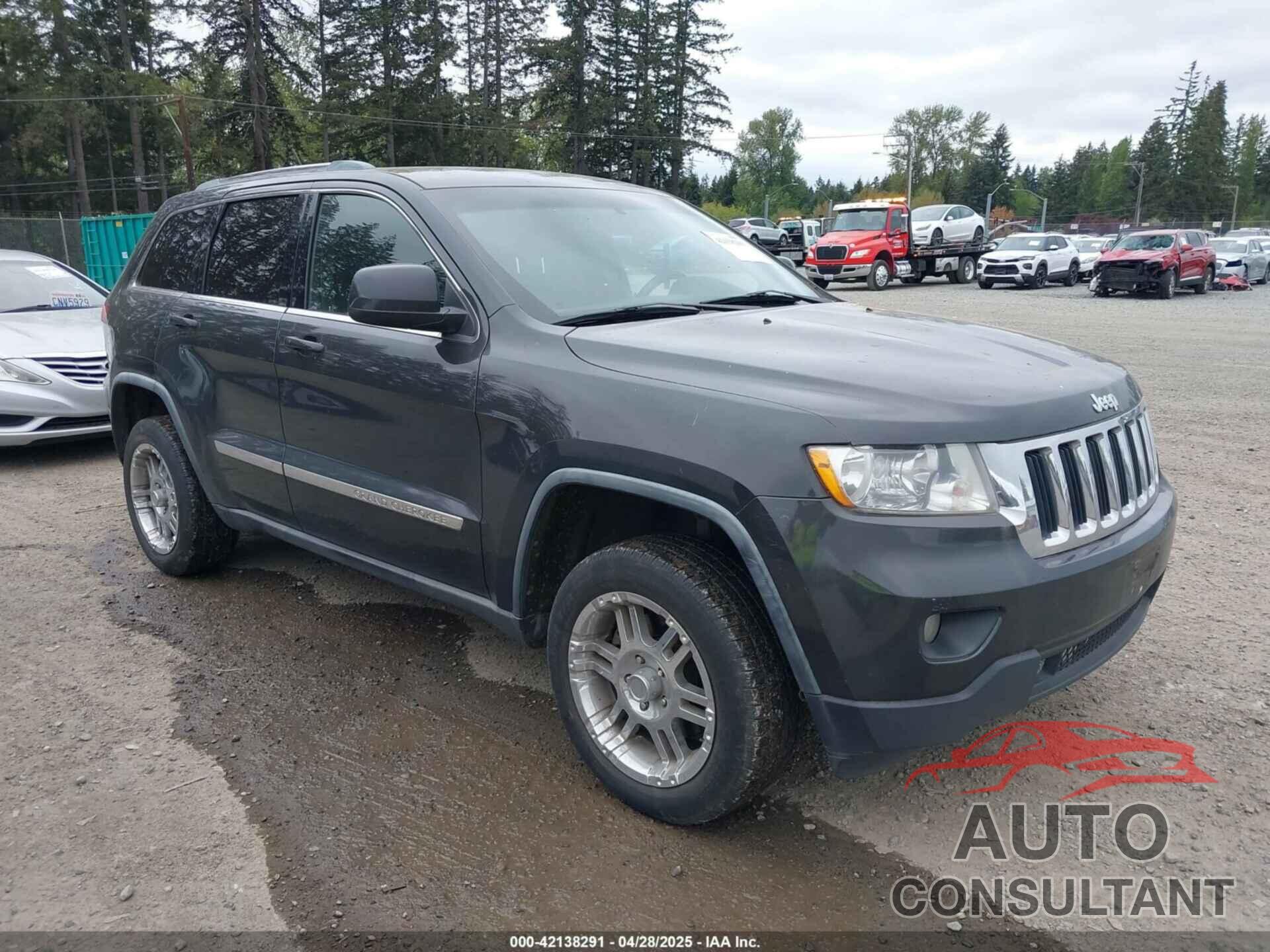 JEEP GRAND CHEROKEE 2011 - 1J4RR4GG3BC582470