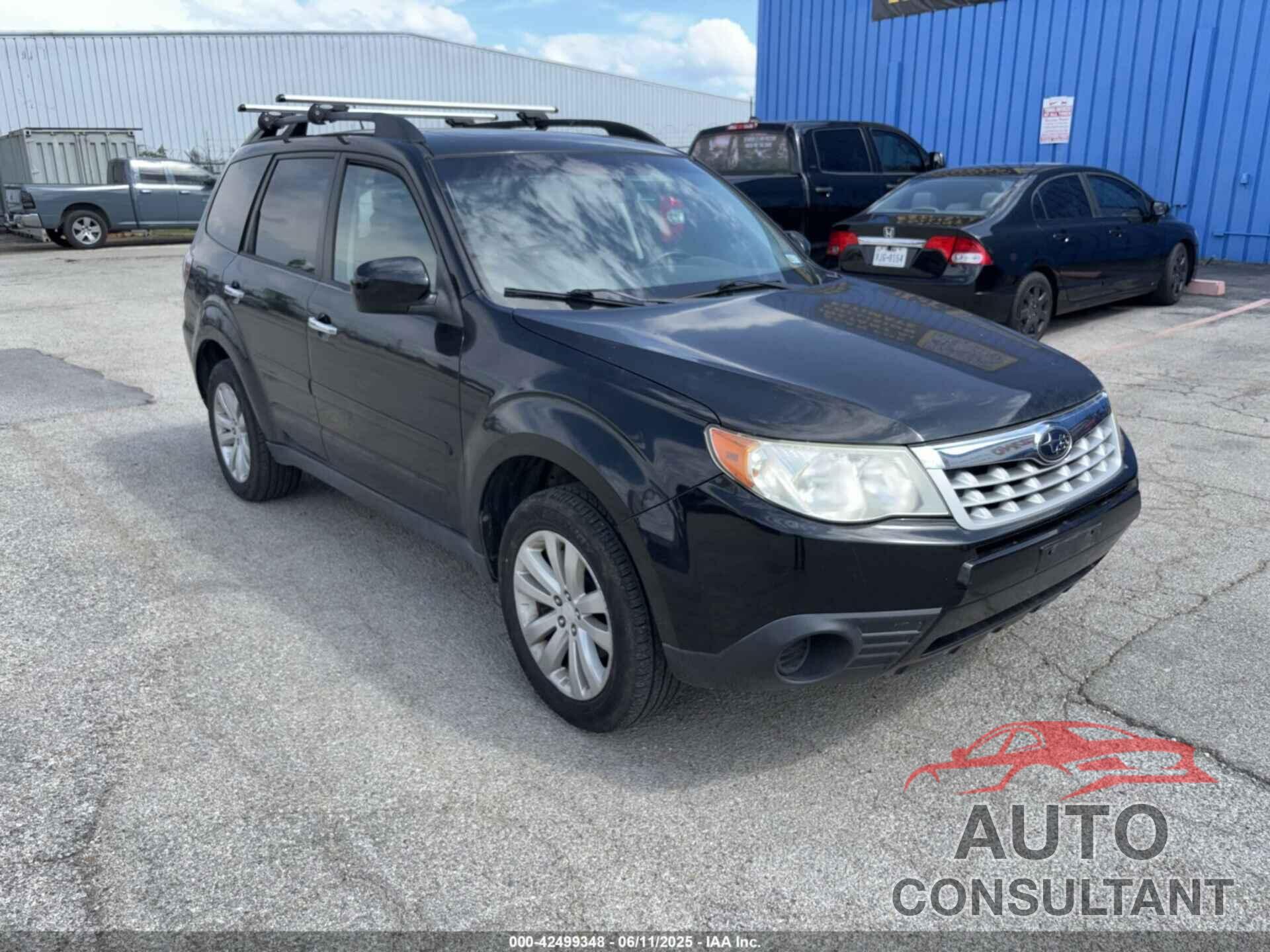 SUBARU FORESTER 2011 - JF2SHBDC2BH700917
